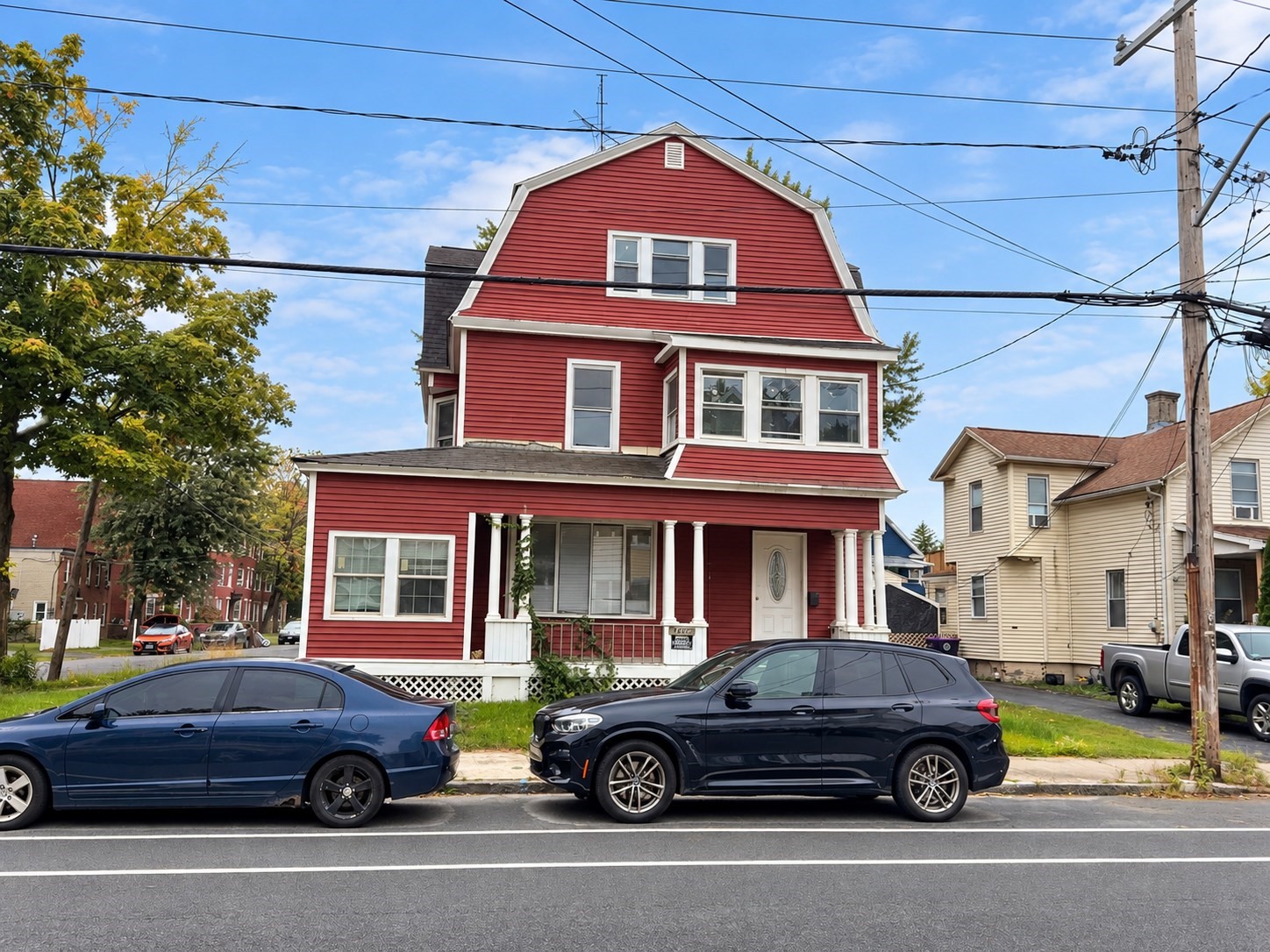 1412 Dwight St Property Photo 1