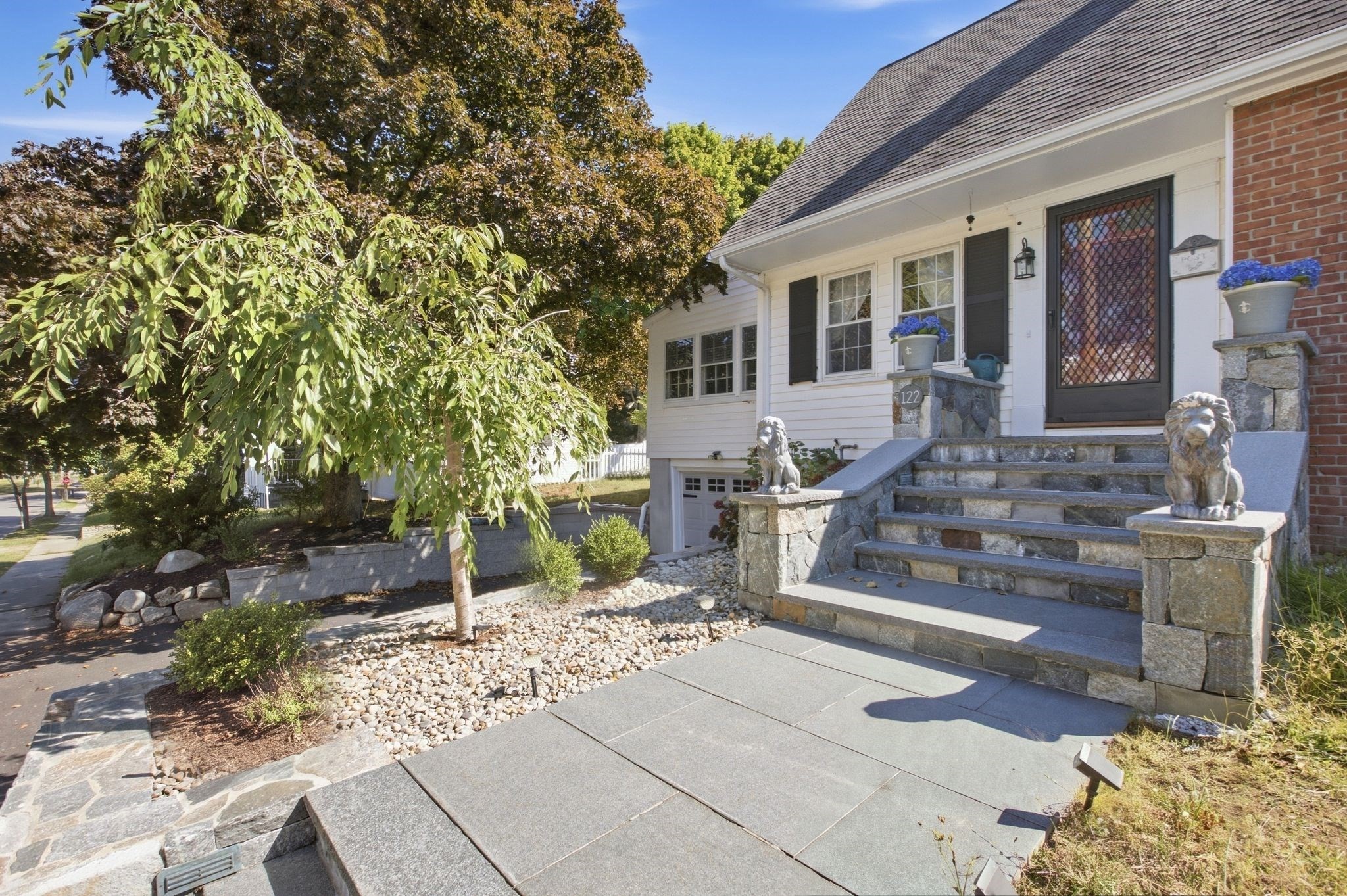 122 North Street Property Photo 2