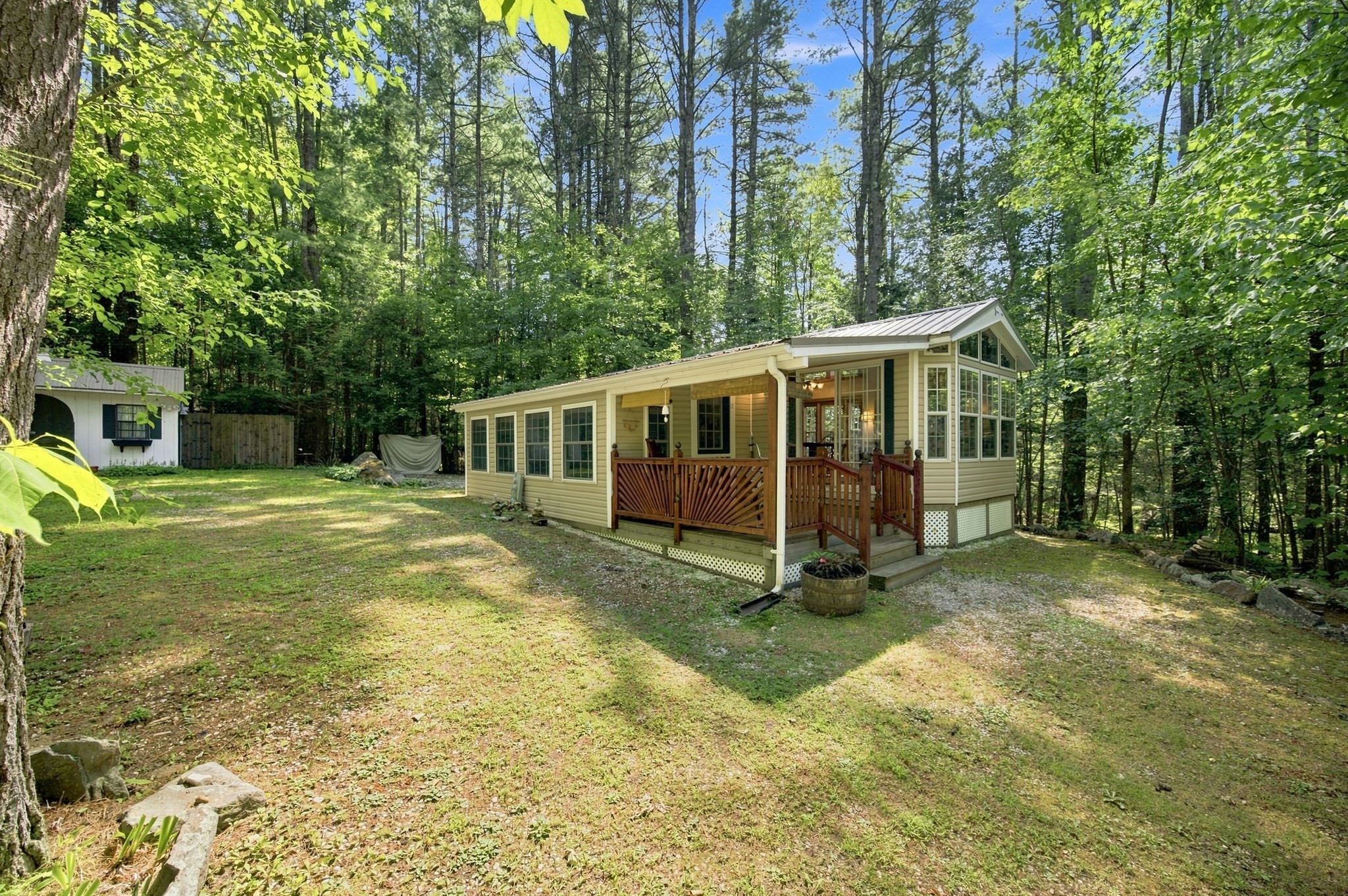 759 North Main Road # 1 Property Photo 1
