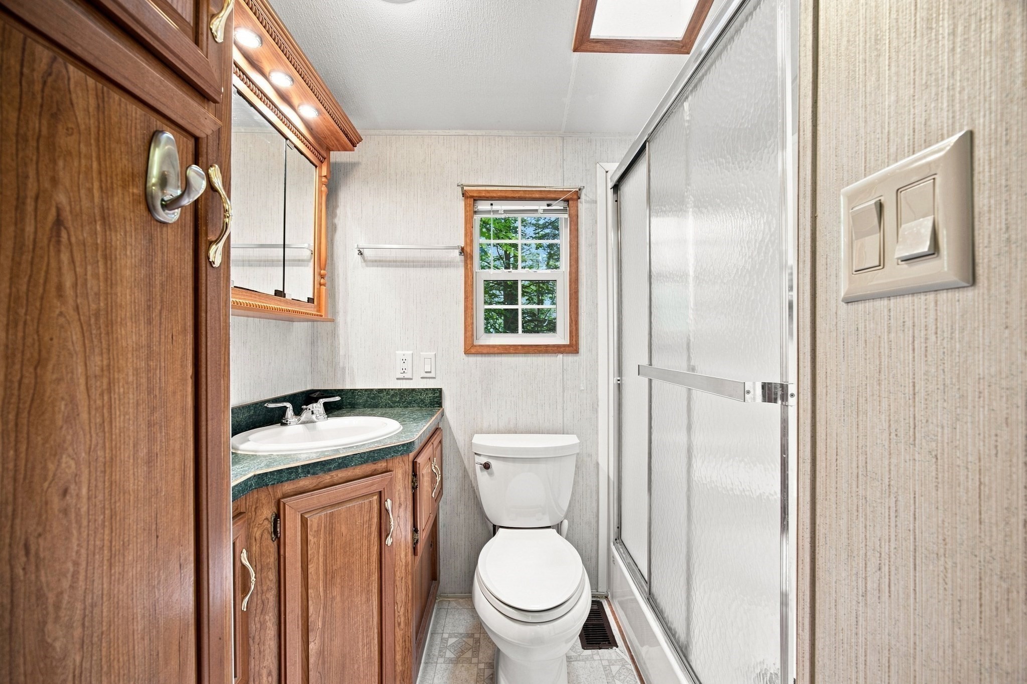759 North Main Road # 1 Property Photo 15