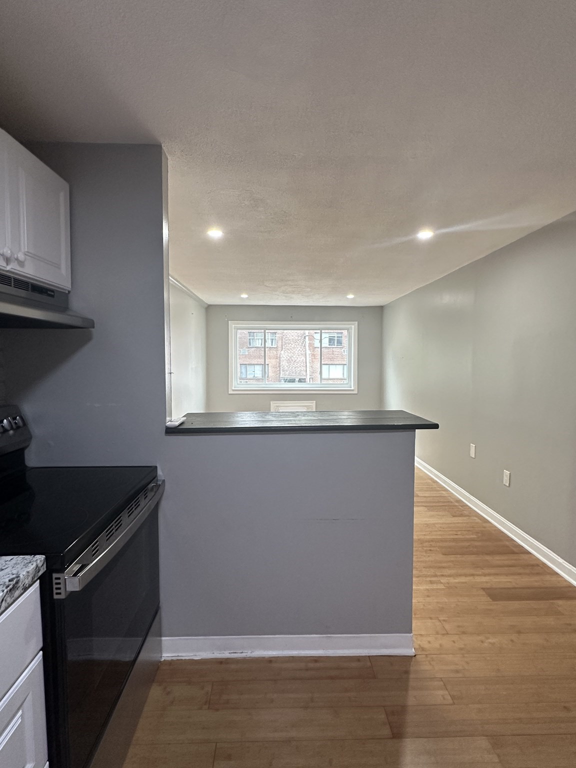 154 Second St # 210 Property Photo 3