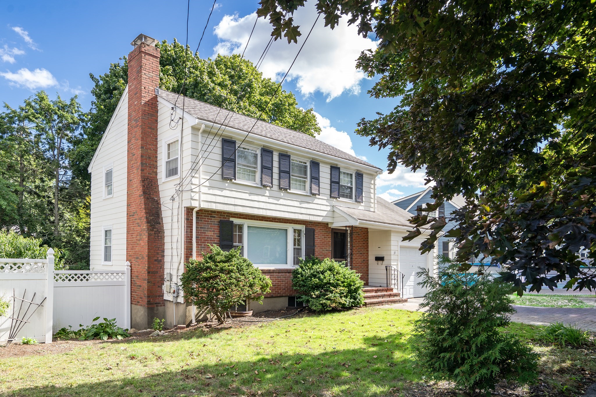 33 Stowecroft Rd Property Photo 2