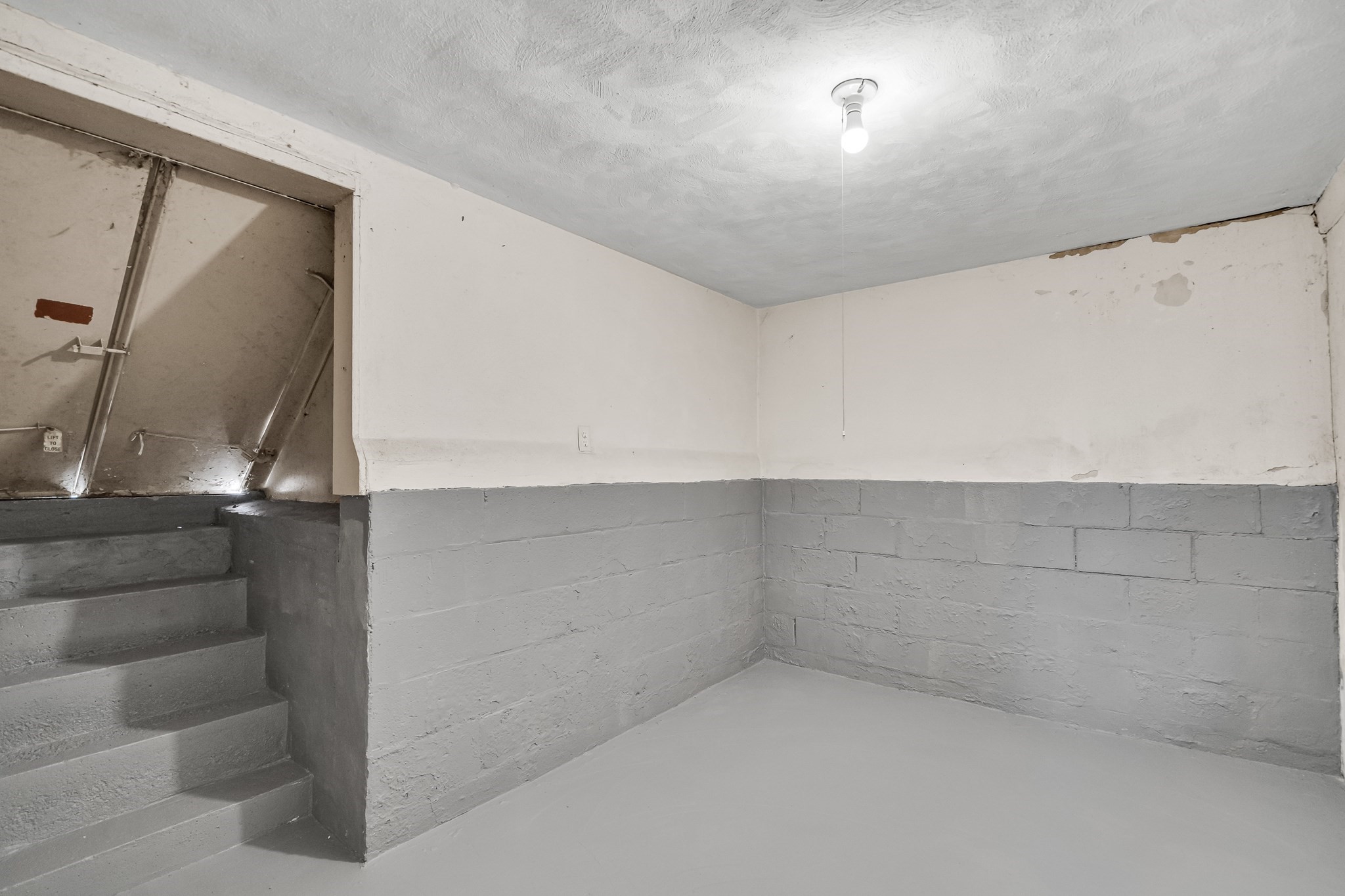 33 Stowecroft Rd Property Photo 31