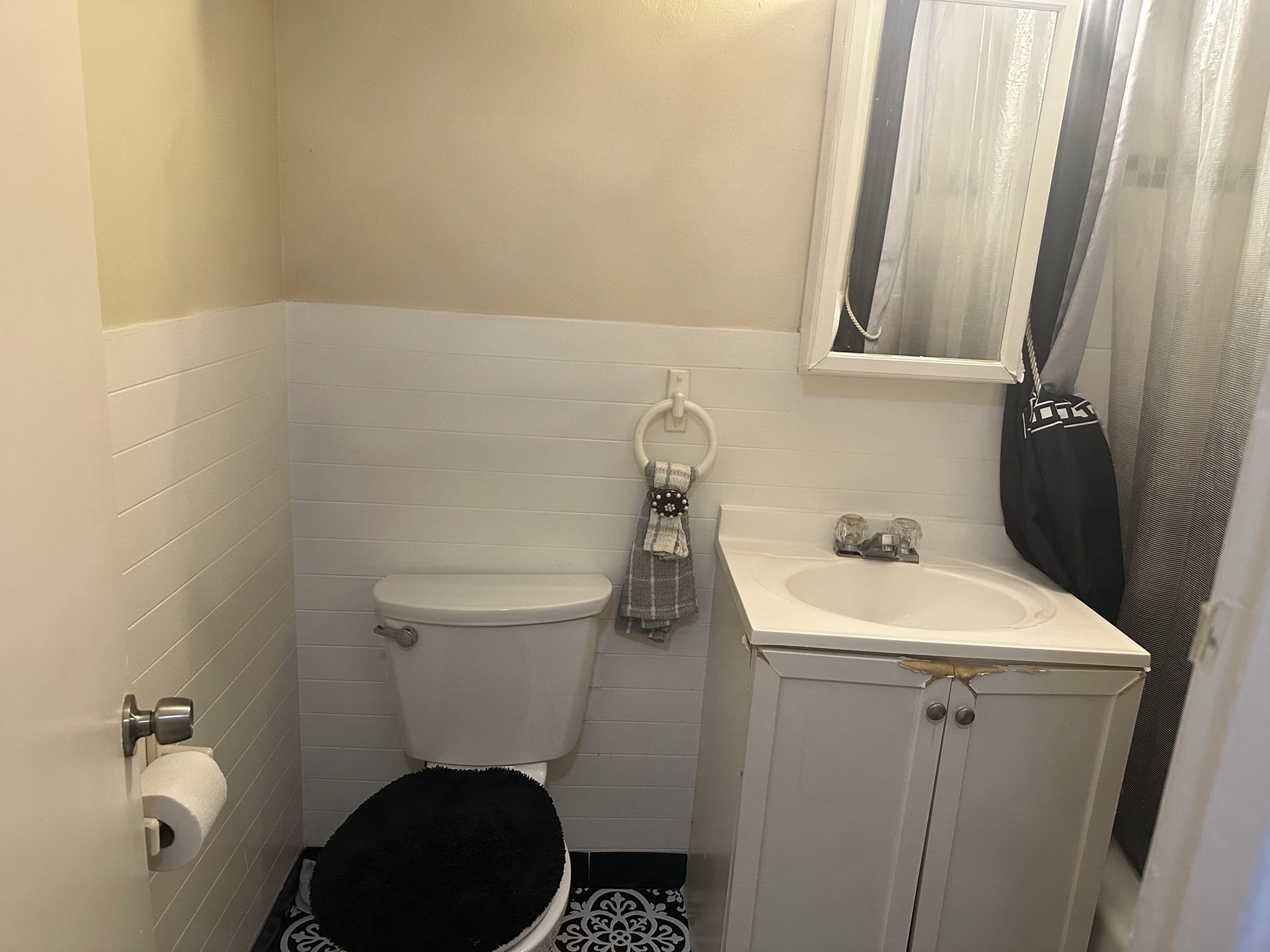 154 Second St # 107 Property Photo 4
