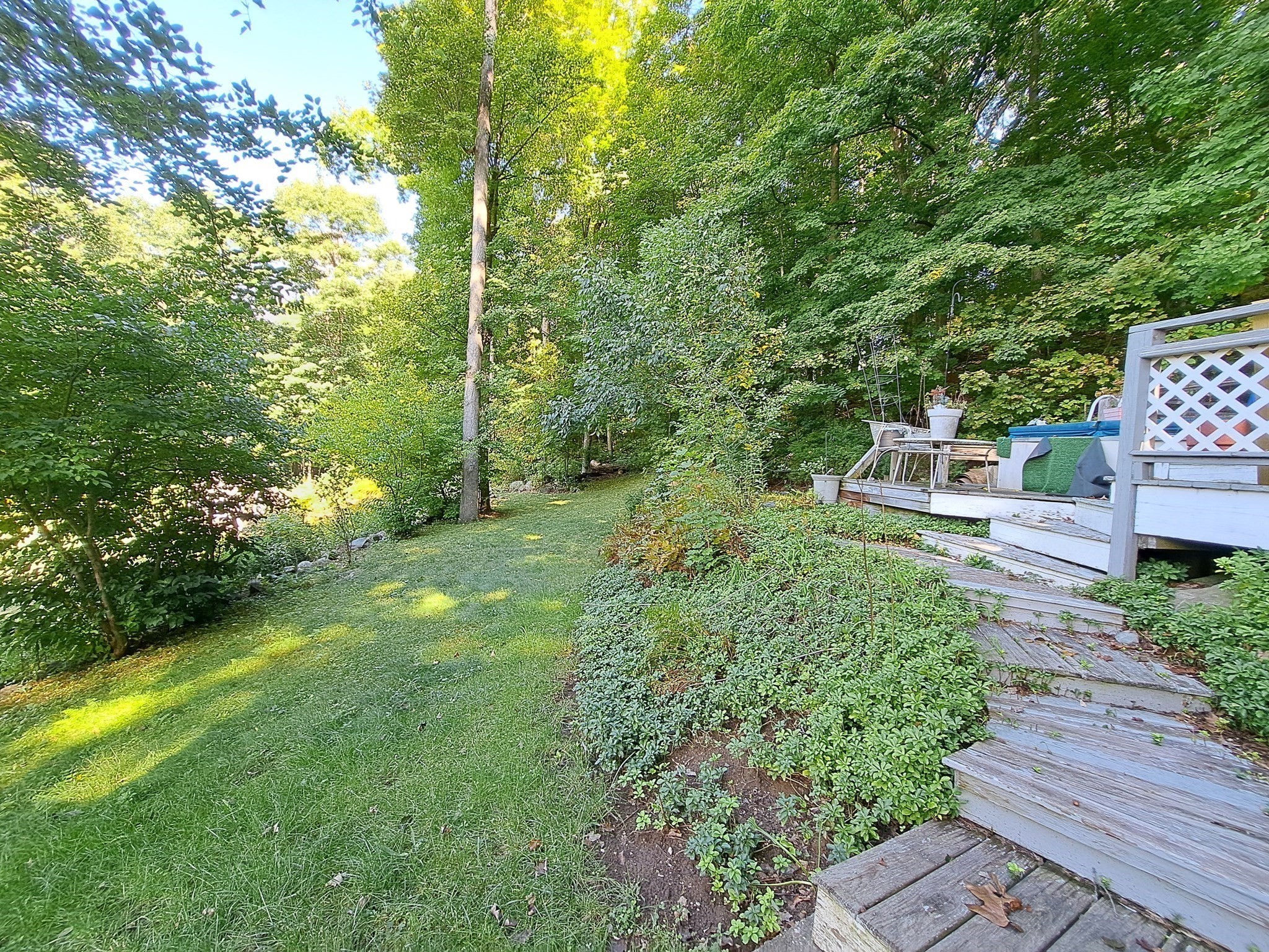 3 Birchknoll Dr Property Photo 2