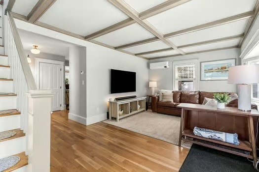 12 Colby Way Property Photo 8