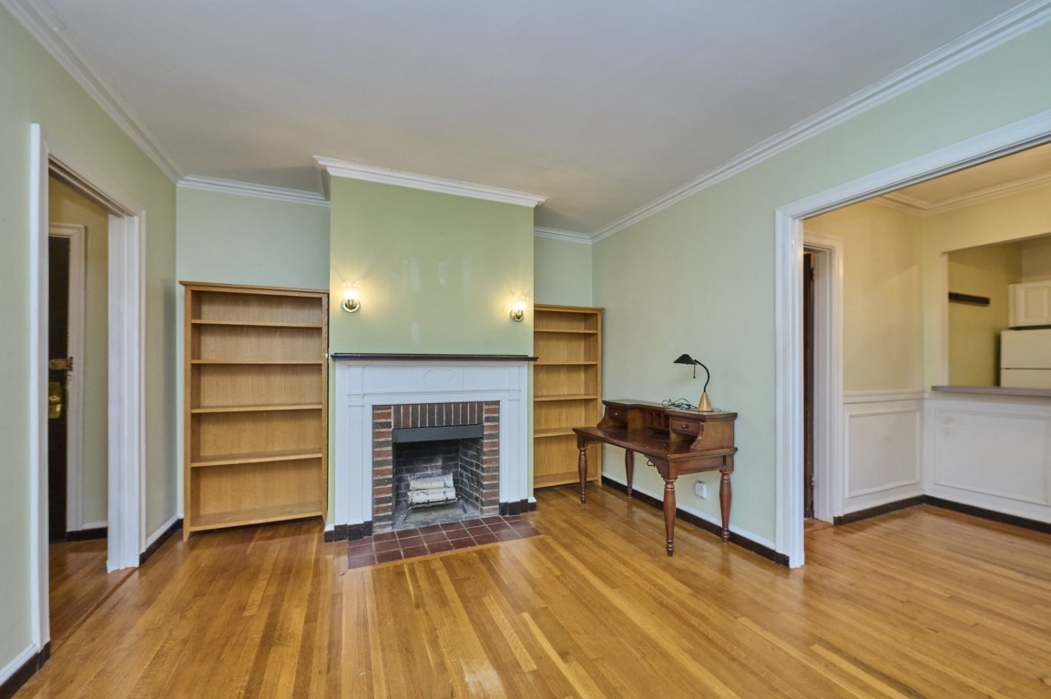 7 Arlington St # 4 Property Photo 2