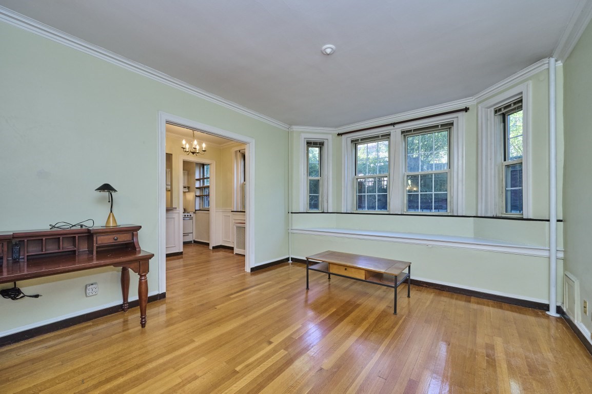 7 Arlington St # 4 Property Photo 3