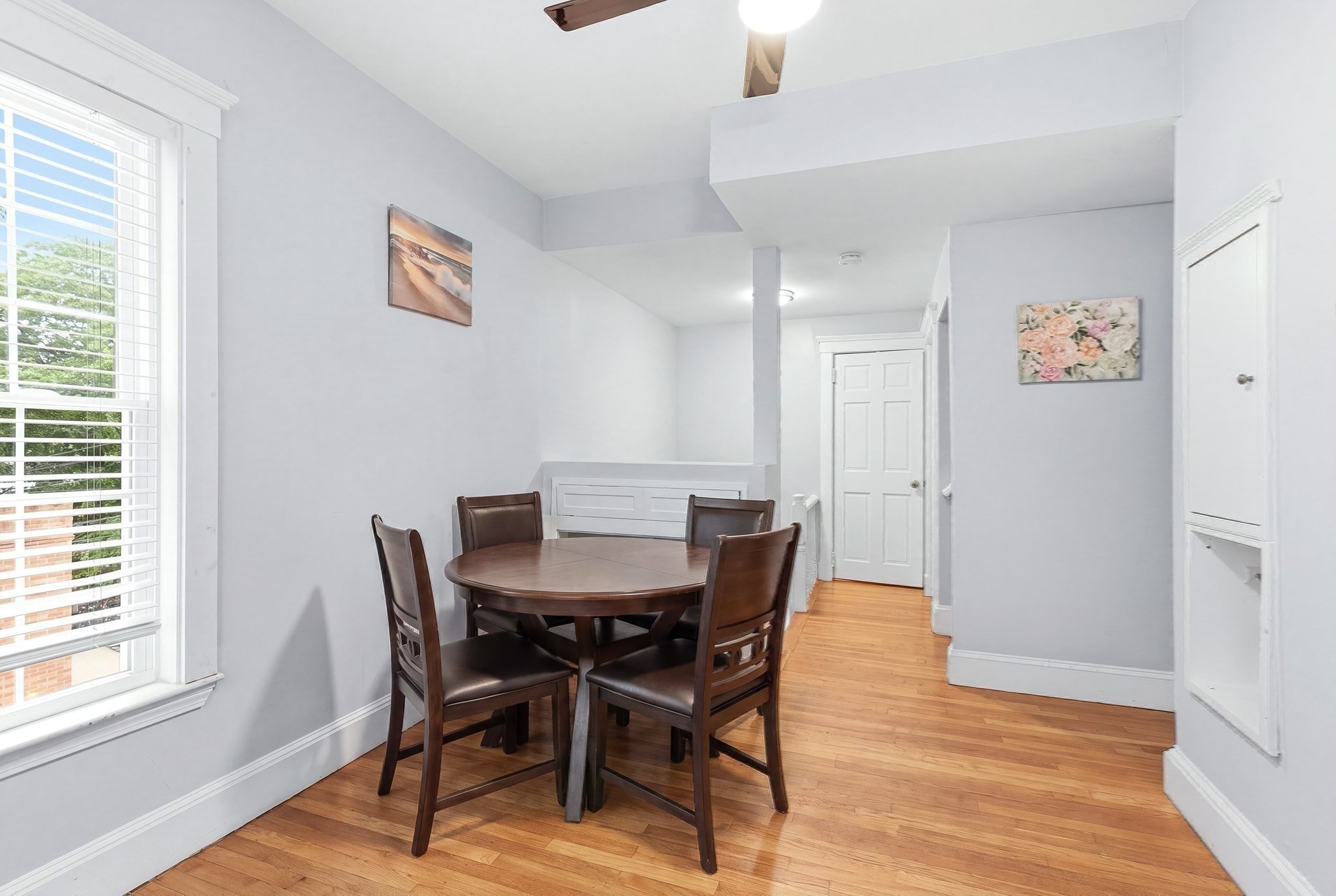 323 Bainbridge St Property Photo 26