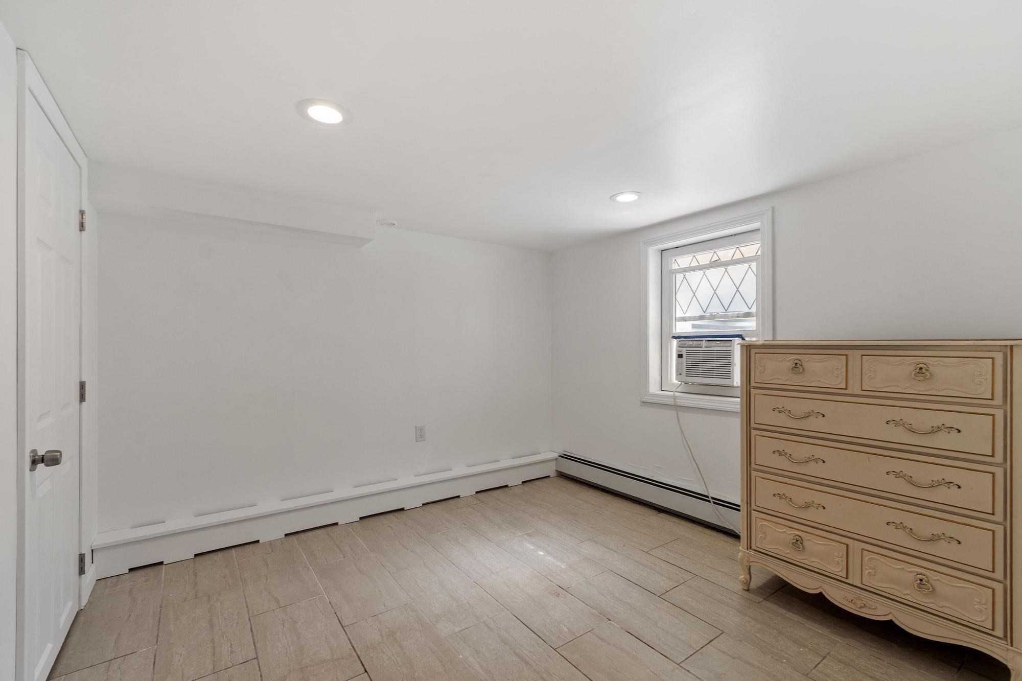 160 Jackson St Property Photo 20