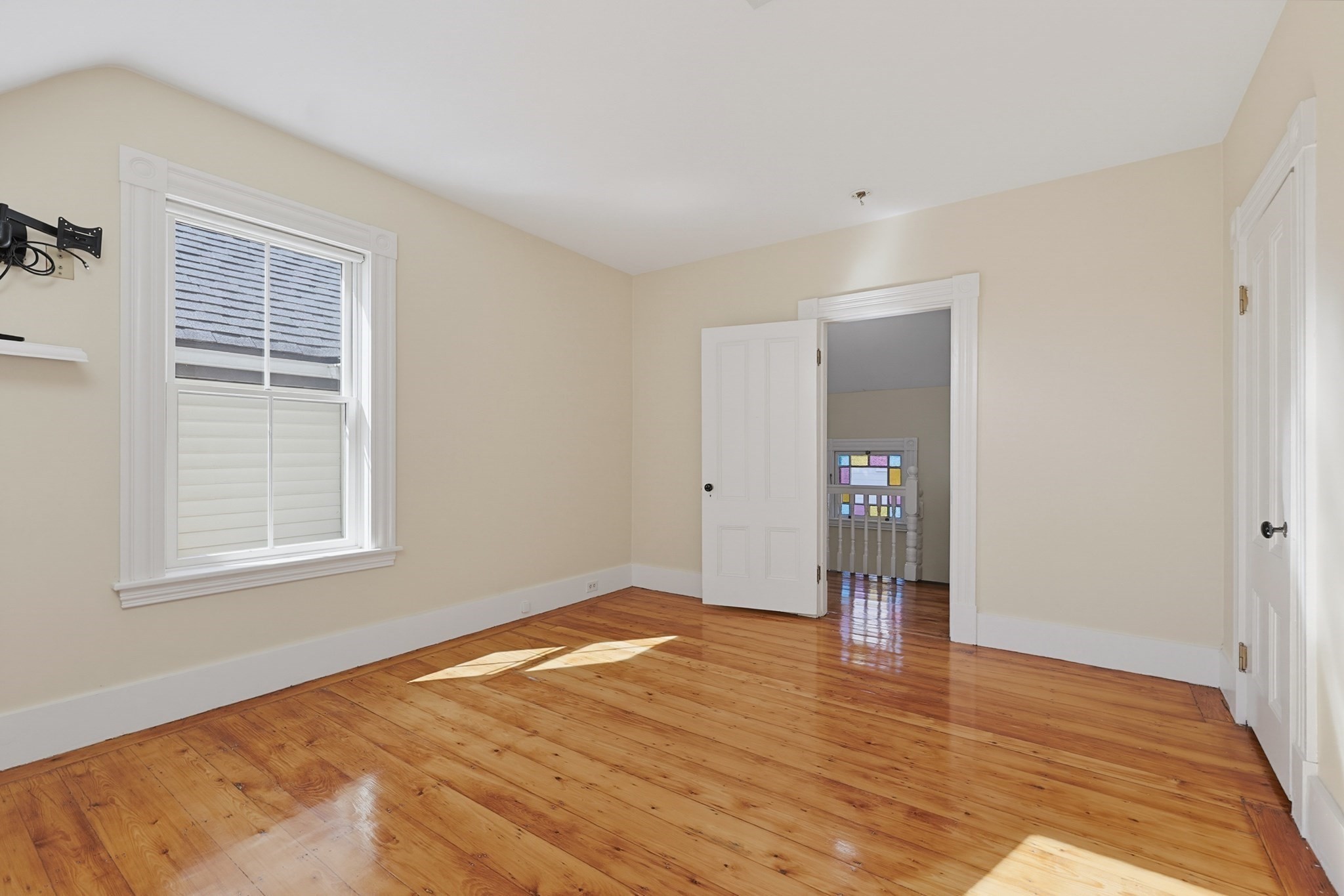 112 Greenwood Ave Property Photo 24