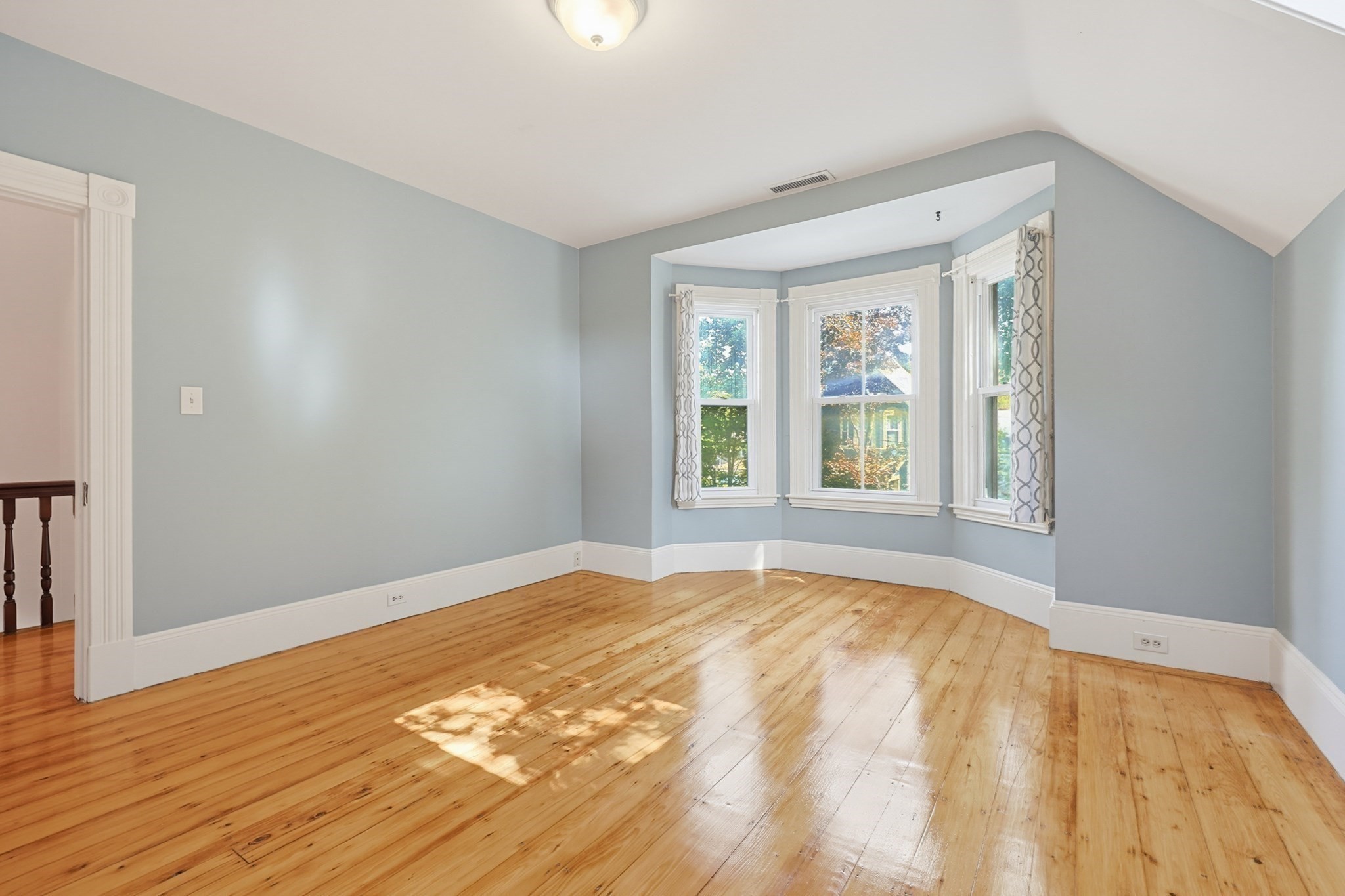 112 Greenwood Ave Property Photo 25