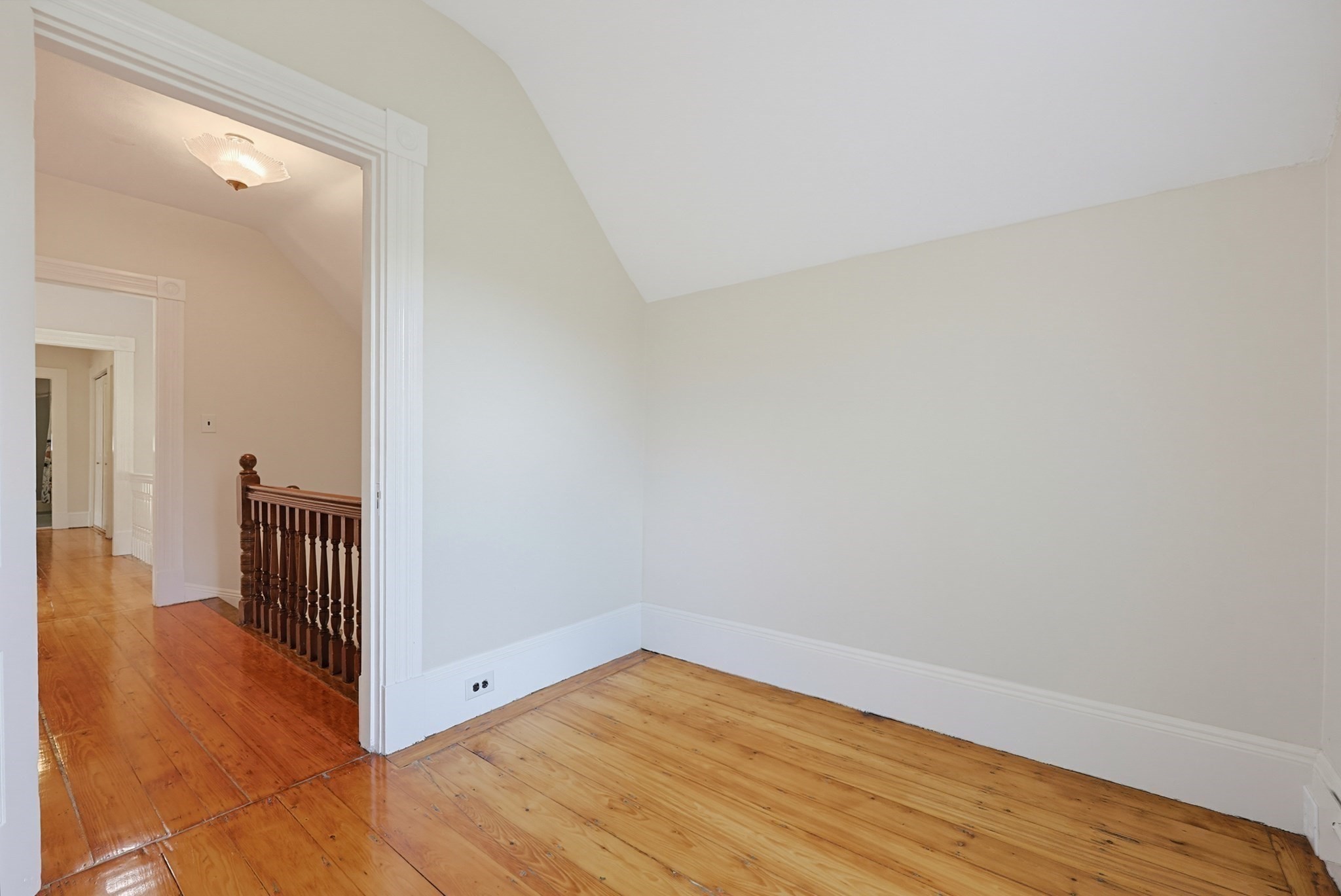 112 Greenwood Ave Property Photo 28