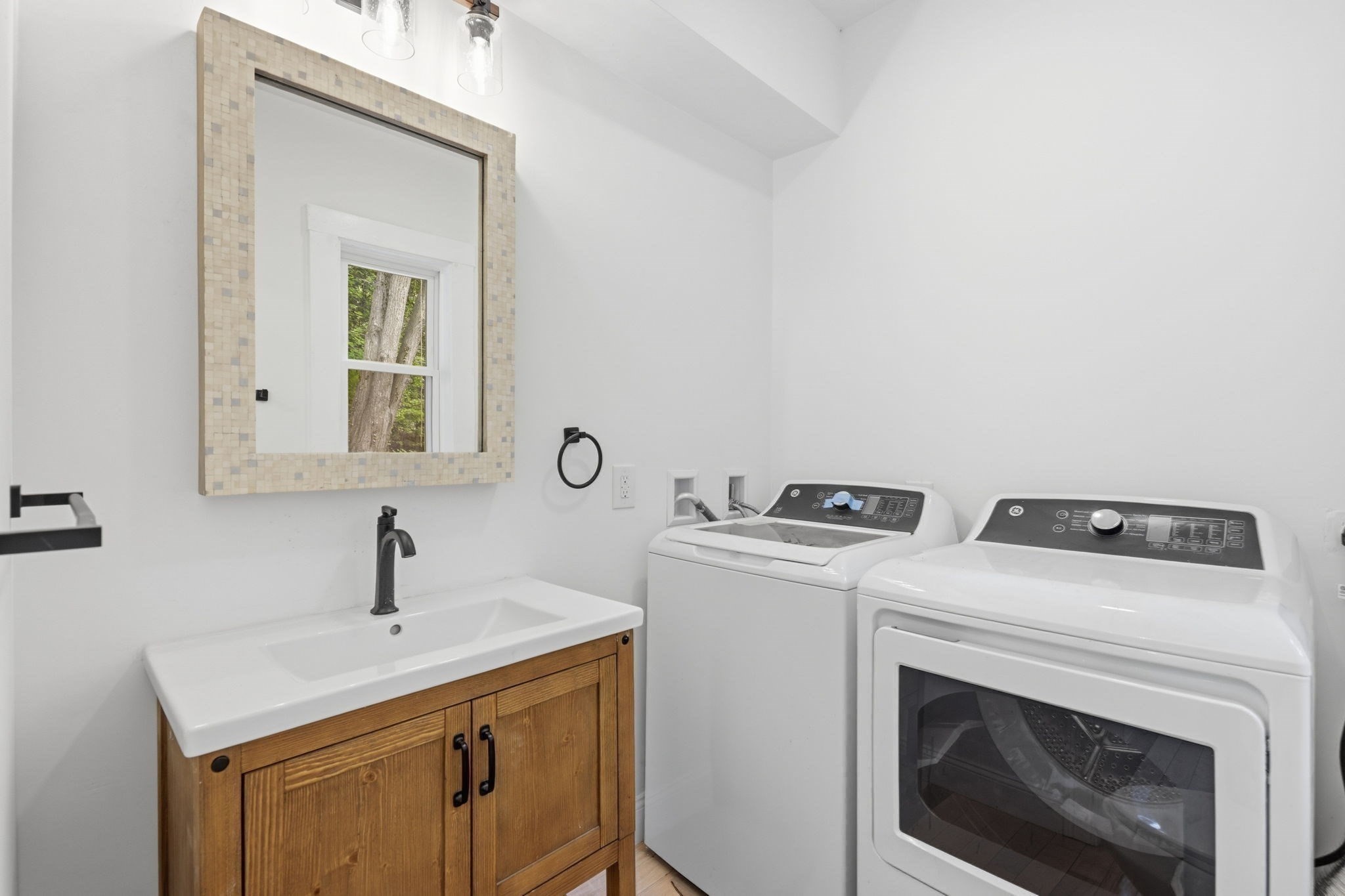 71 Cottage Road Property Photo 16
