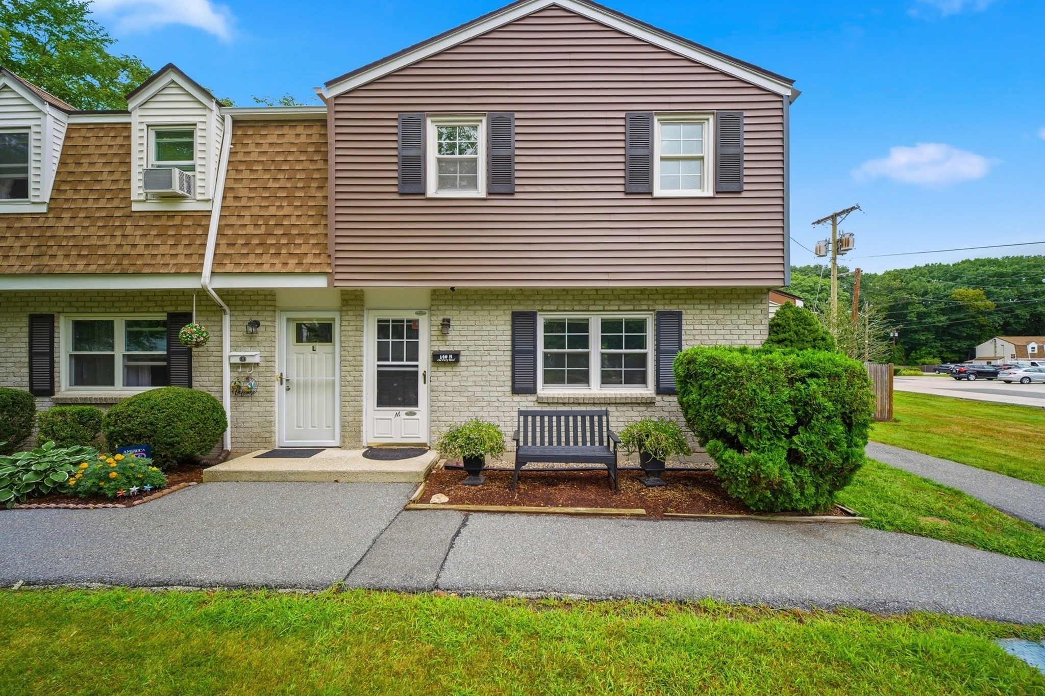 140 Old Ferry Rd # M Property Photo 1