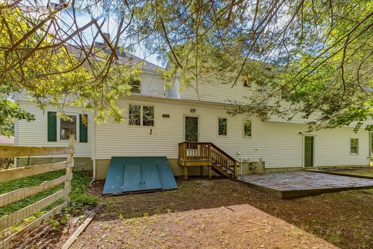 103 Westford St Property Photo 5