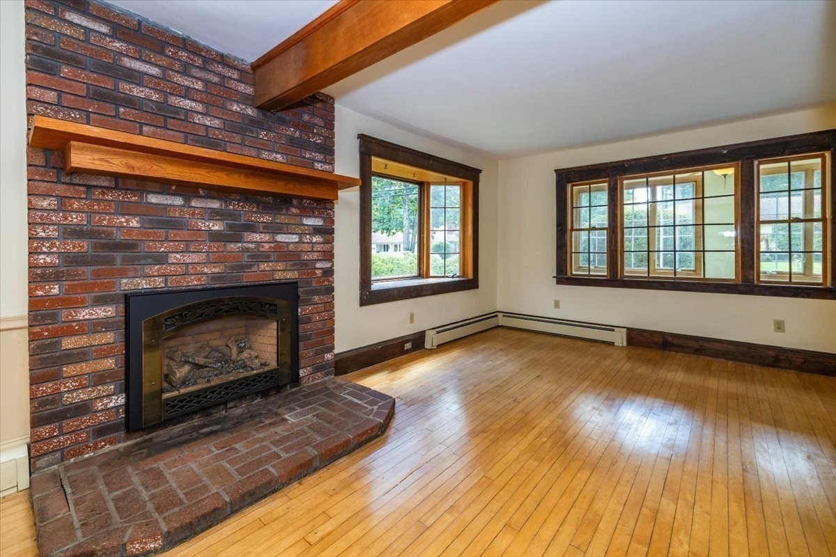 103 Westford St Property Photo 22