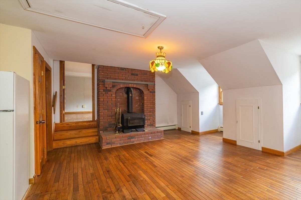 103 Westford St Property Photo 33