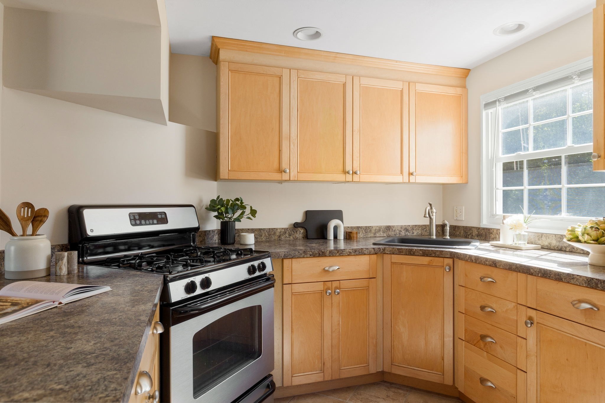 36 Roberts Drive # 36 Property Photo 6