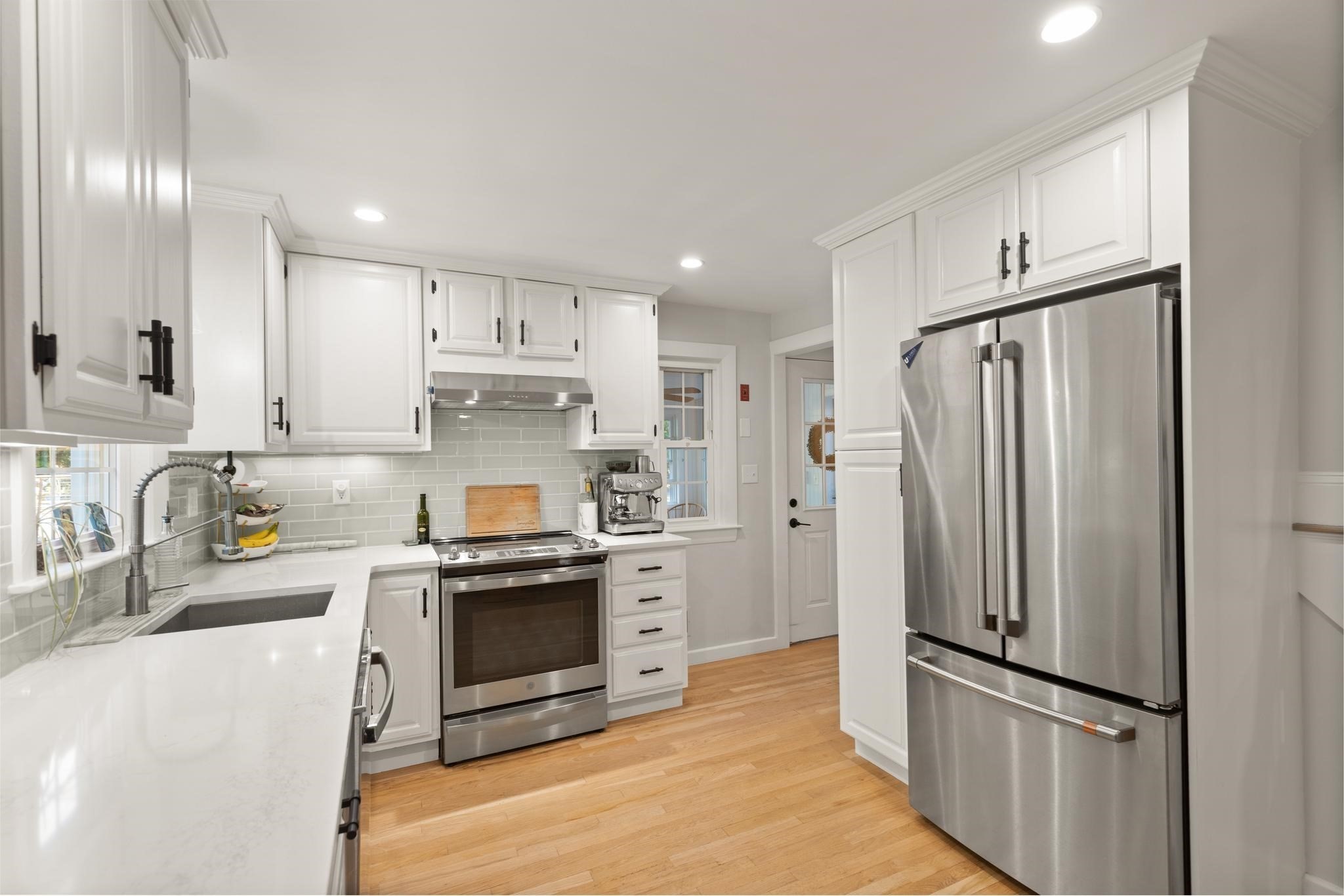 17 Cogswell Ave Property Photo 10