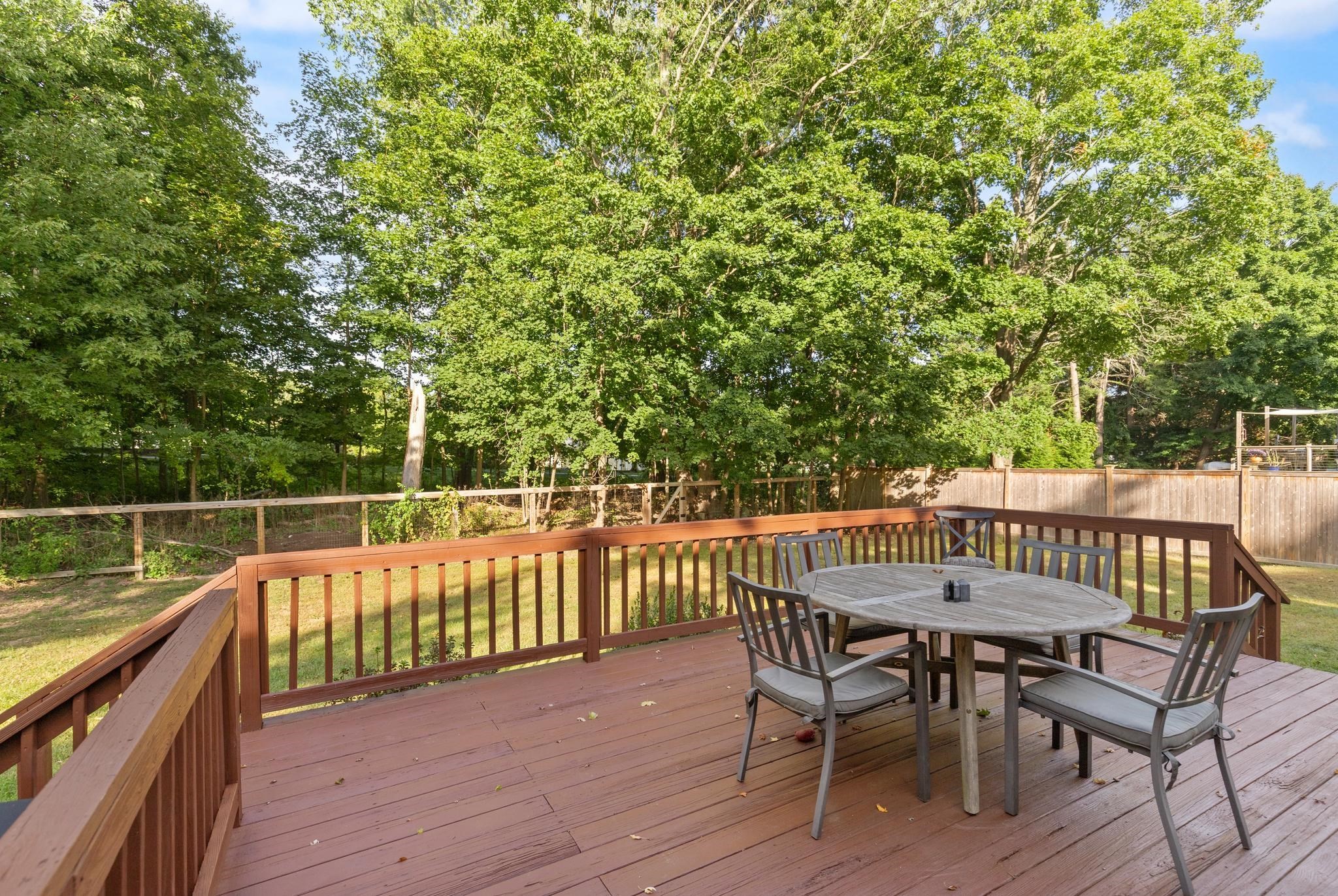 17 Cogswell Ave Property Photo 33