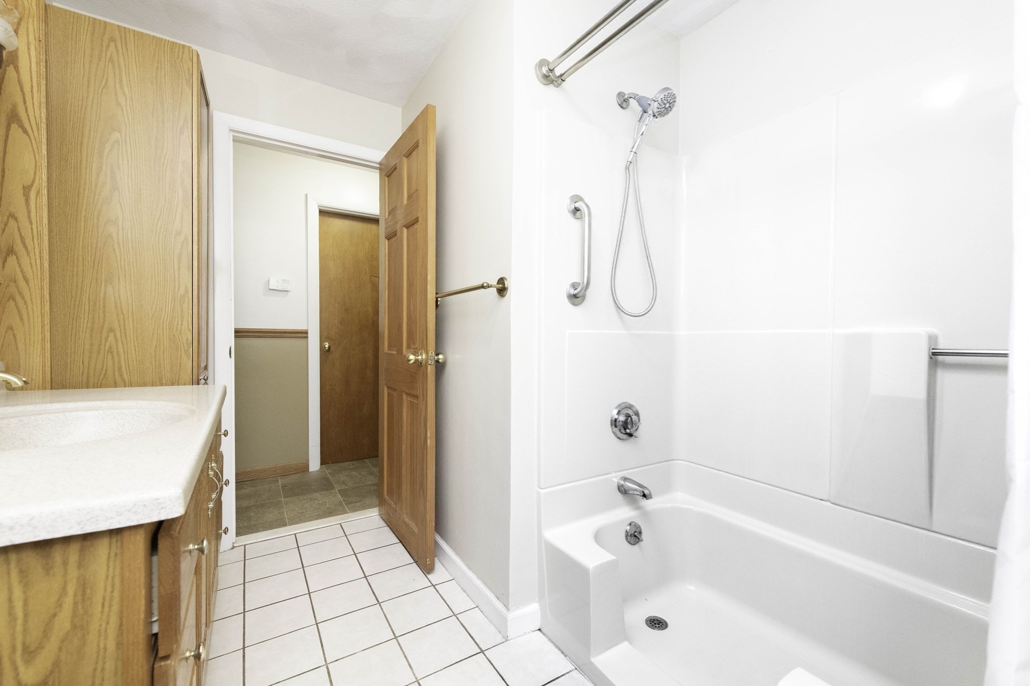 283 Harriet Property Photo 18