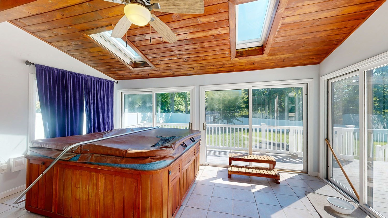 1 Esther Dr Property Photo 12
