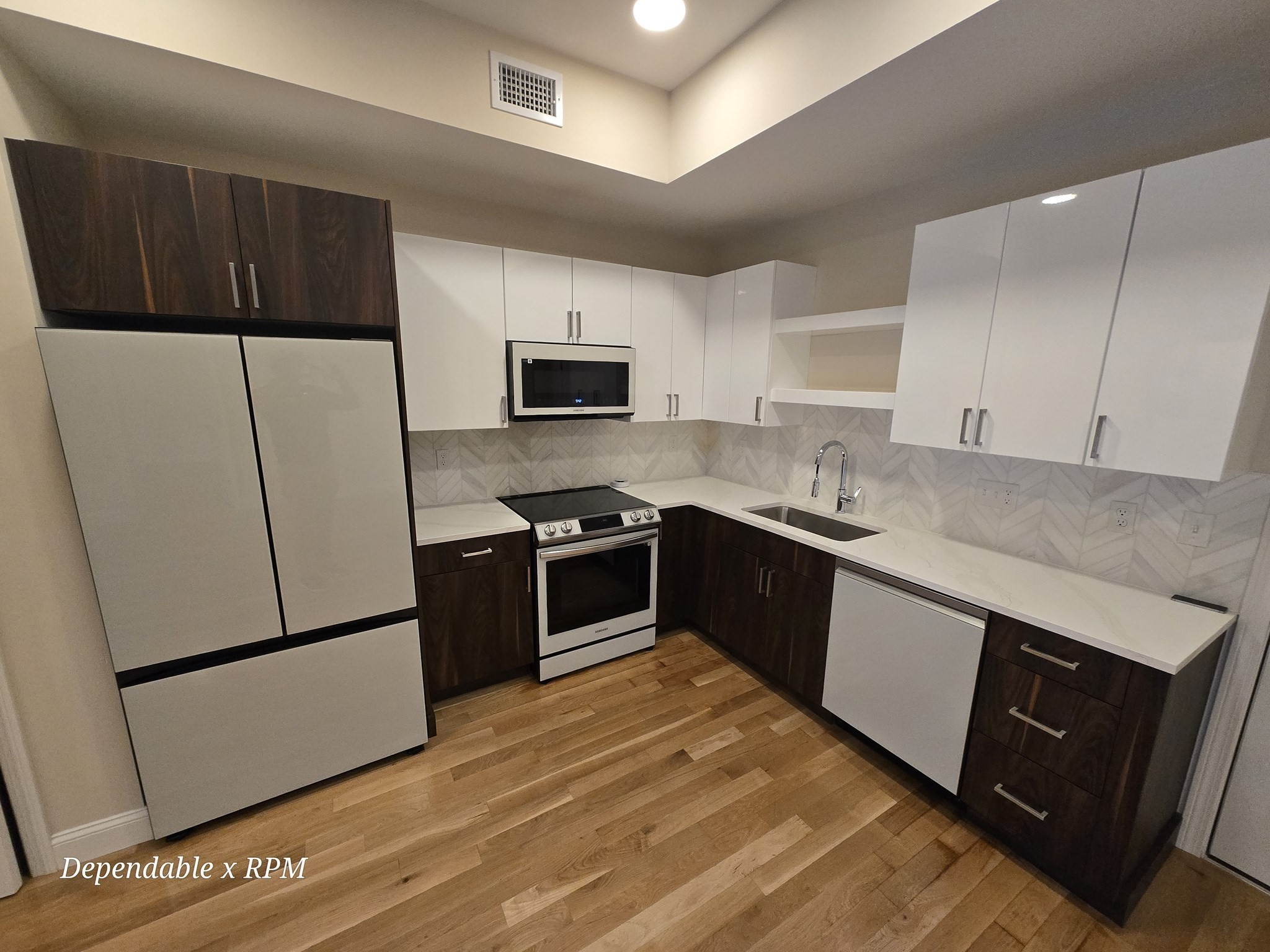 16 Taber St # 203 Property Photo 2