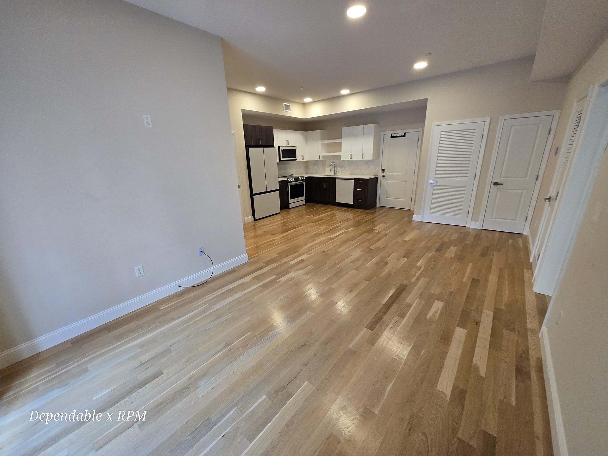 16 Taber St # 203 Property Photo 8