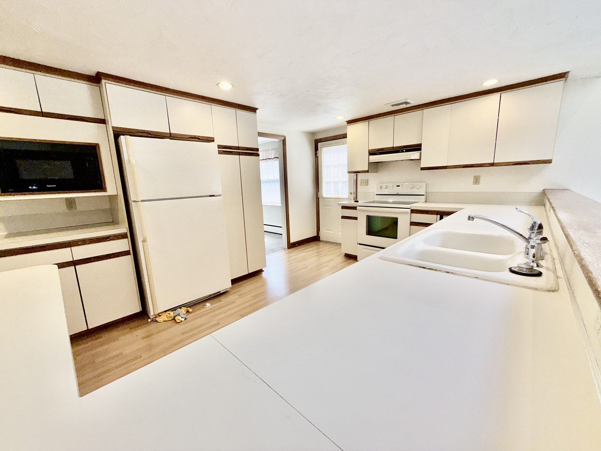 87 Hinckley Circle Property Photo 14