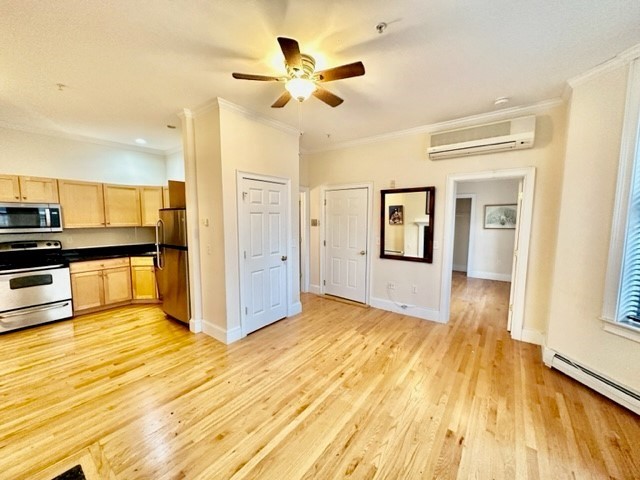 435 Beacon # 4 Property Photo 2