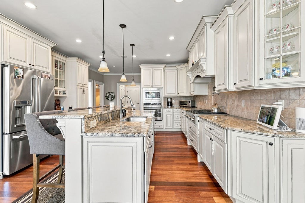 857 Main St Property Photo 13