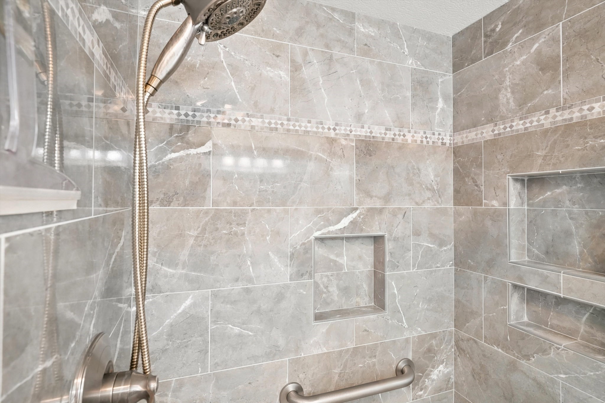 1 Lisa Circle Property Photo 24