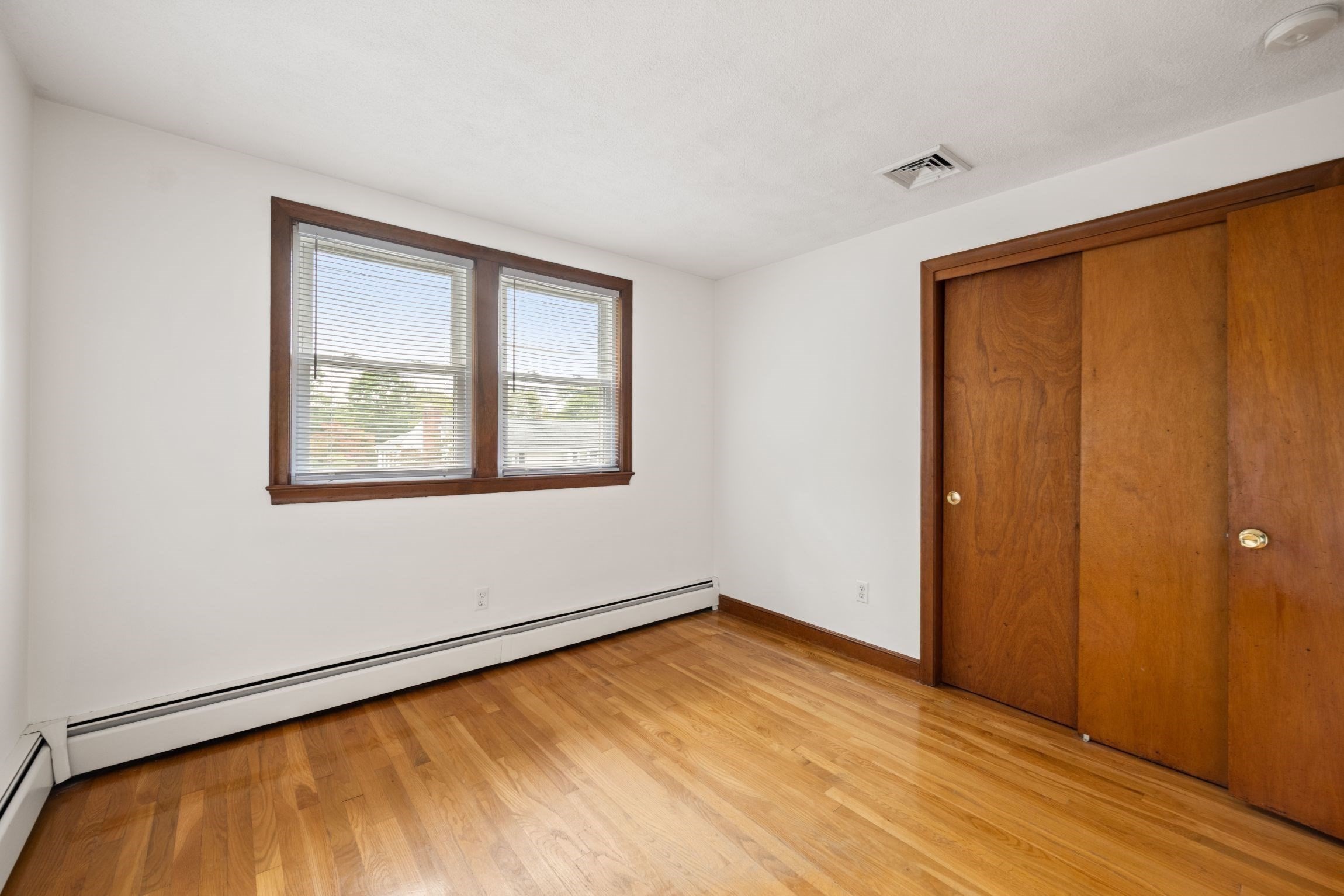 28 Evergreen Avenue Property Photo 15