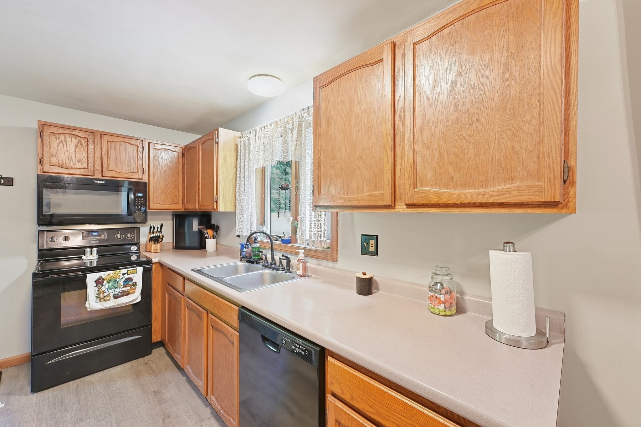 24 Old Thompson Street Property Photo 7