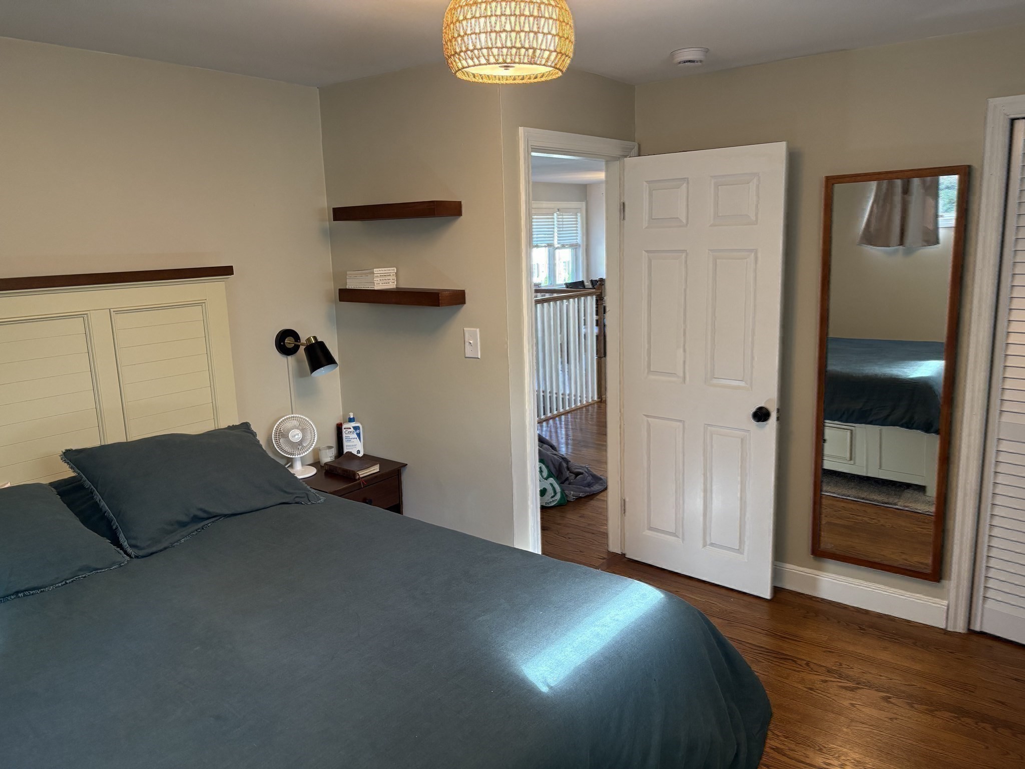 268 Sterling St Property Photo 29