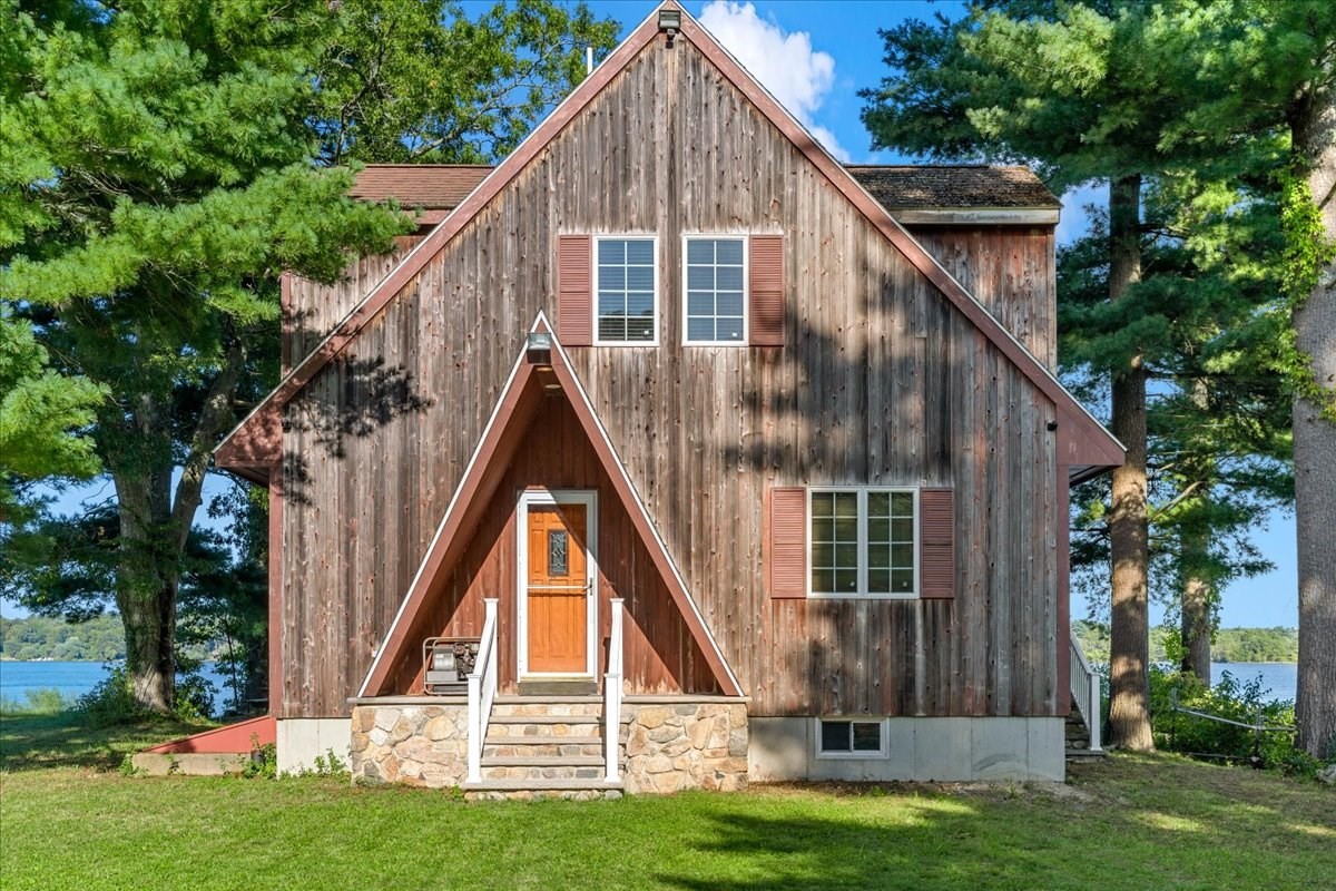 22 Langlois Pines