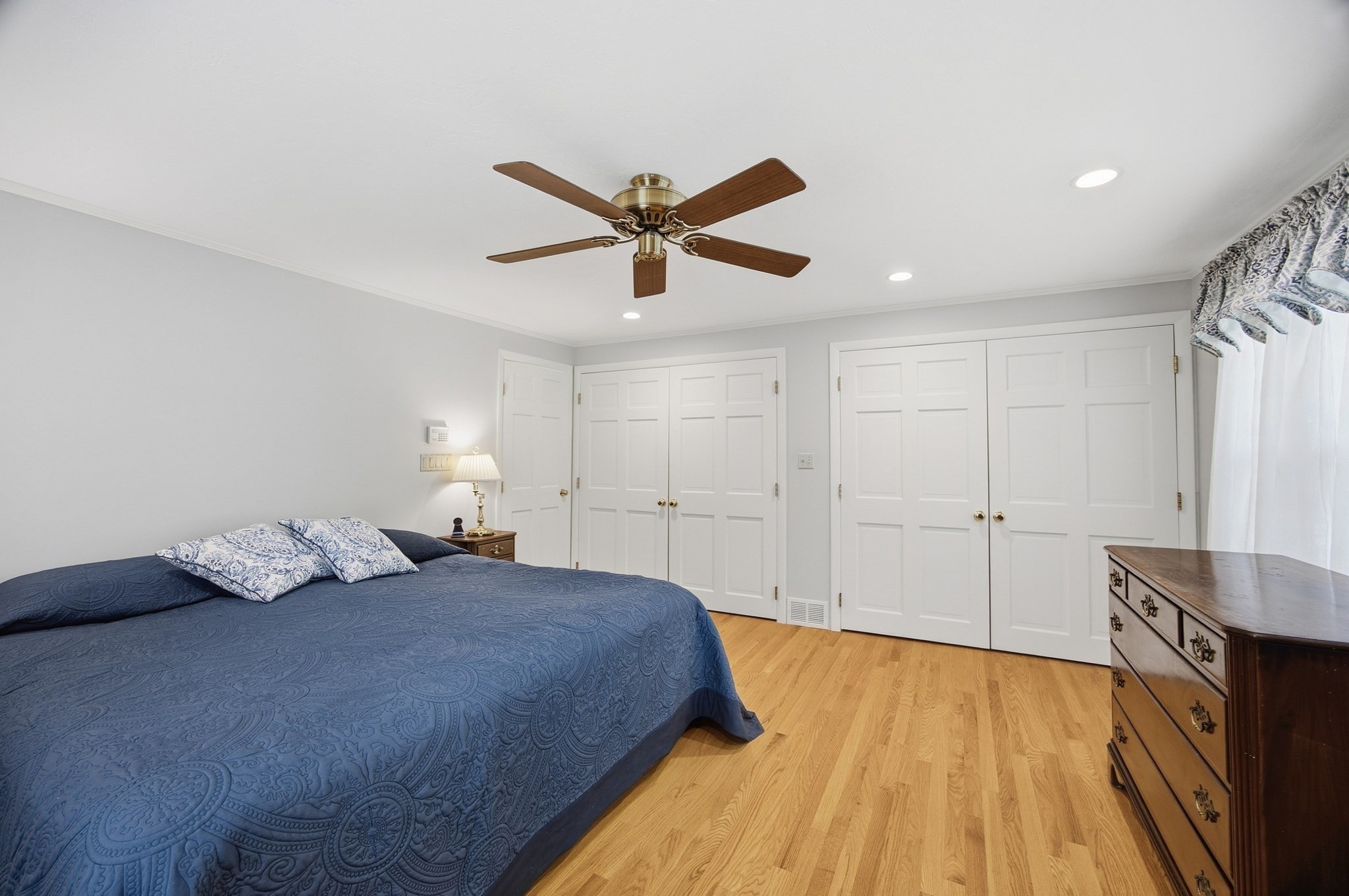 17 Grove Ave Property Photo 11