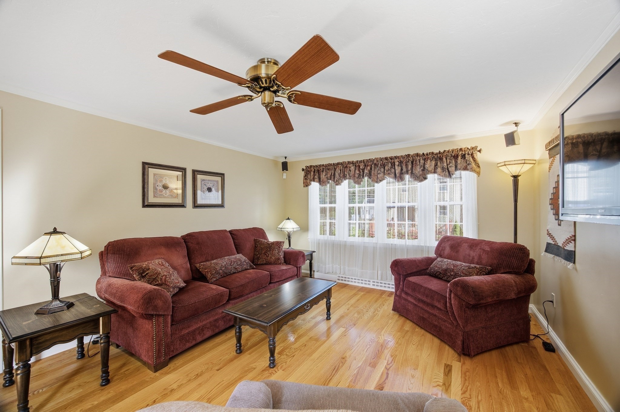 17 Grove Ave Property Photo 13