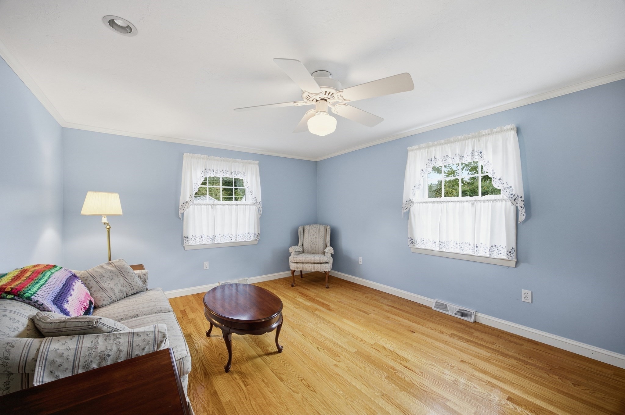 17 Grove Ave Property Photo 15
