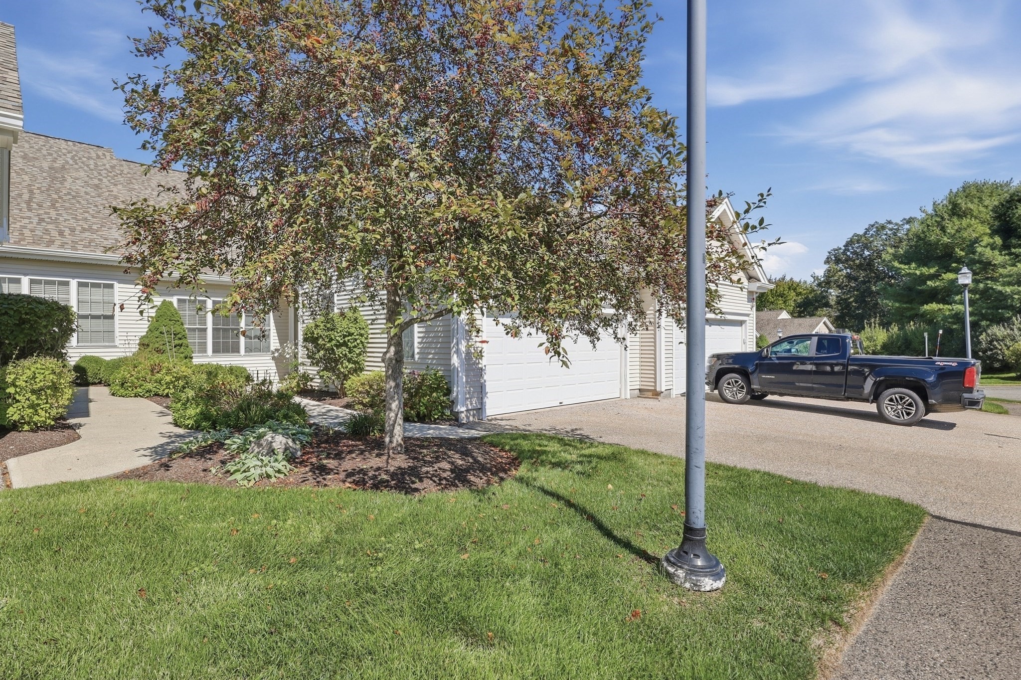 4 Blossom Tree Drive # 4 Property Photo 1