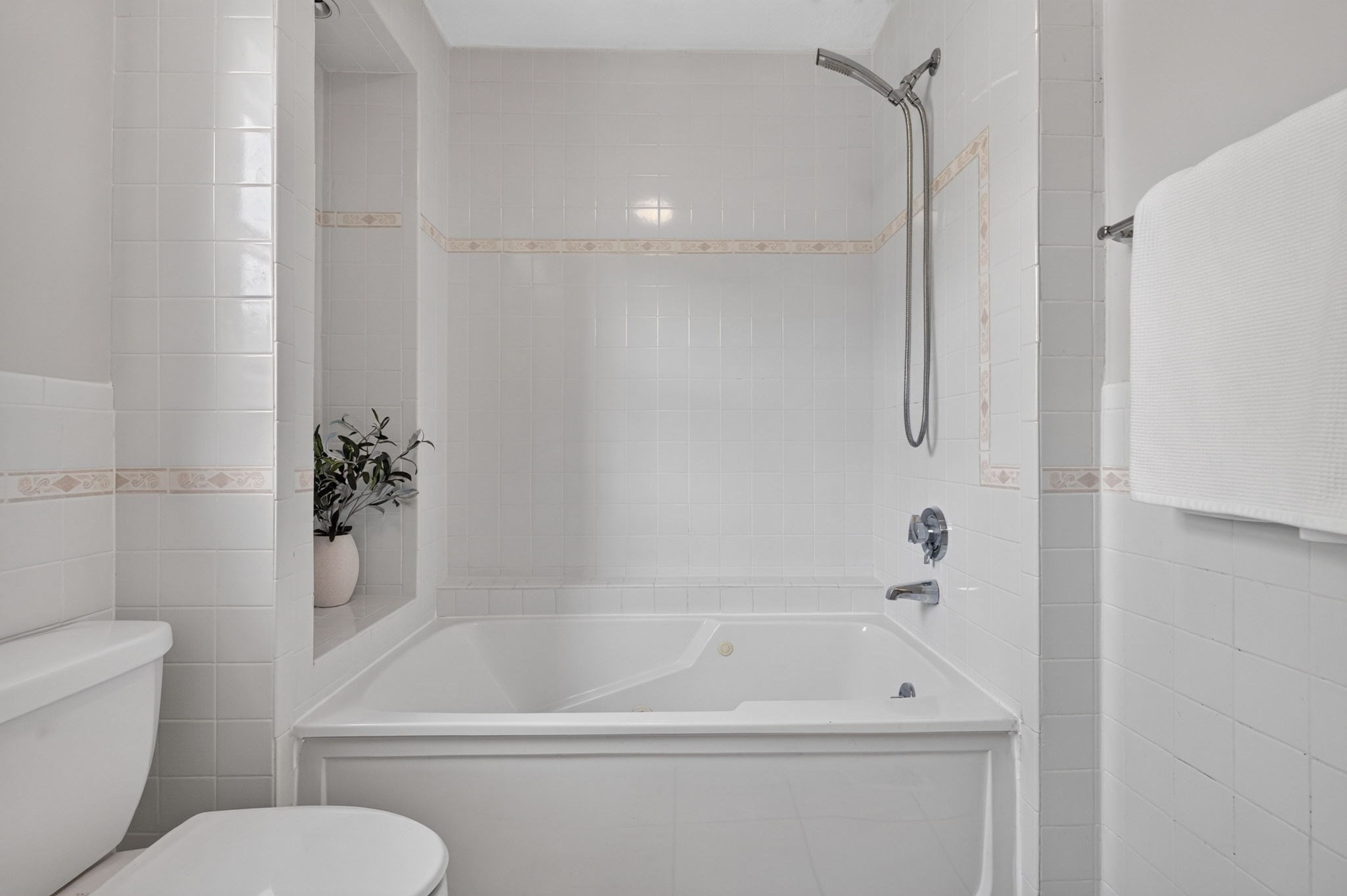 38 Holbrook St Property Photo 26