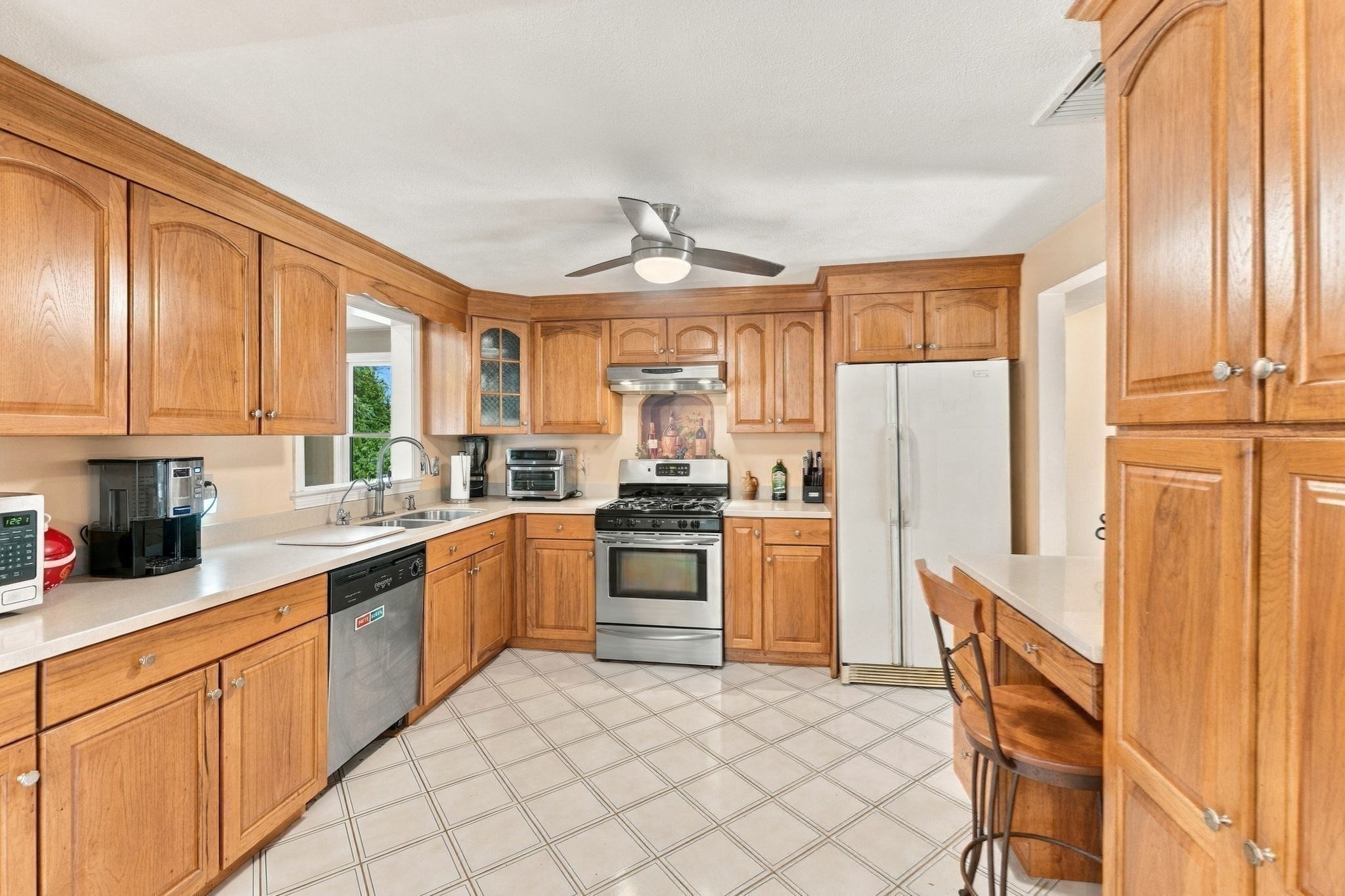 1 Lisa Drive Property Photo 10