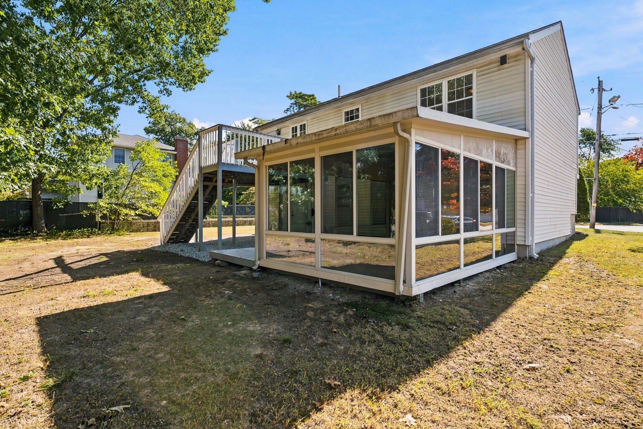 18 Woodland Street Property Photo 6
