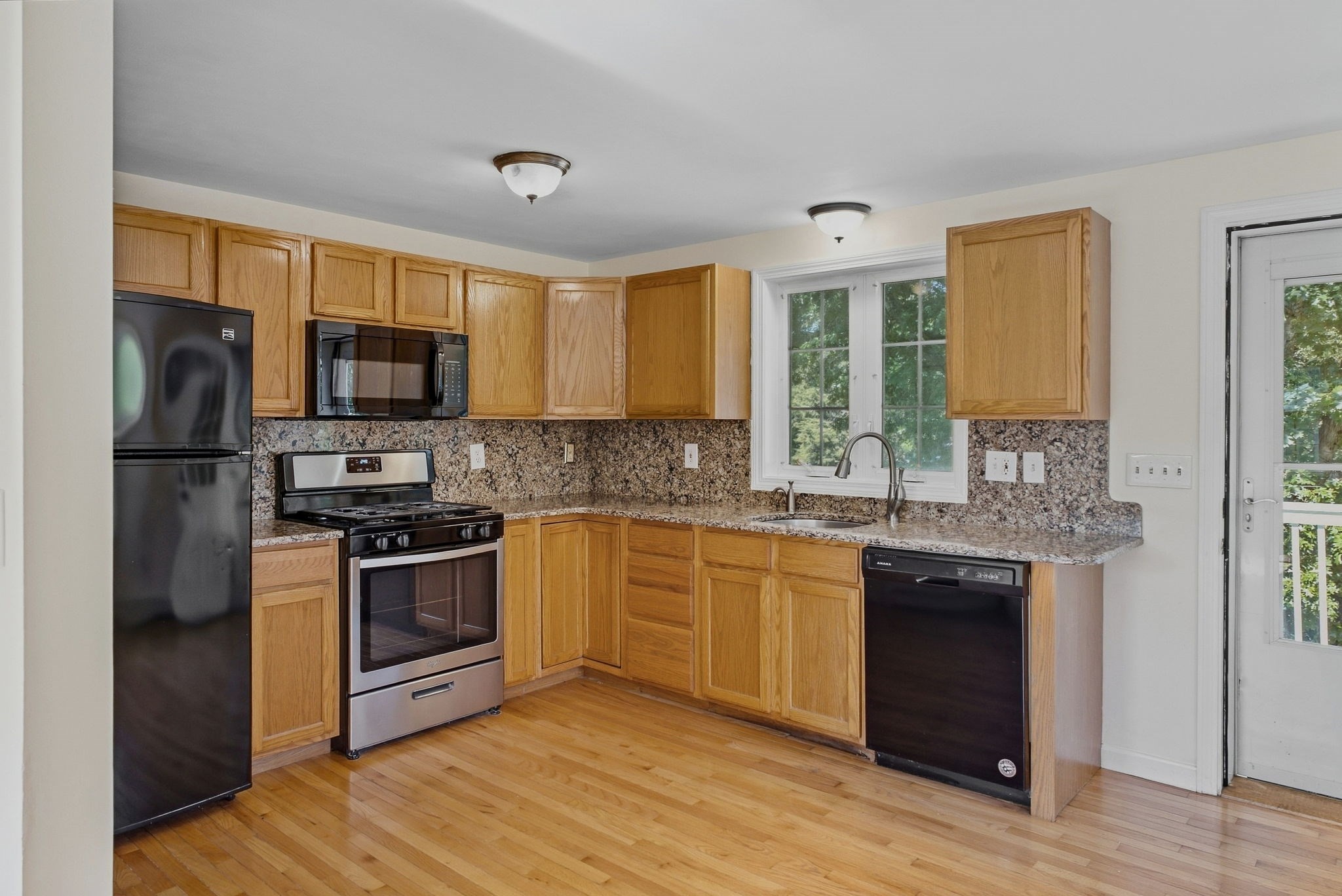 18 Woodland Street Property Photo 10
