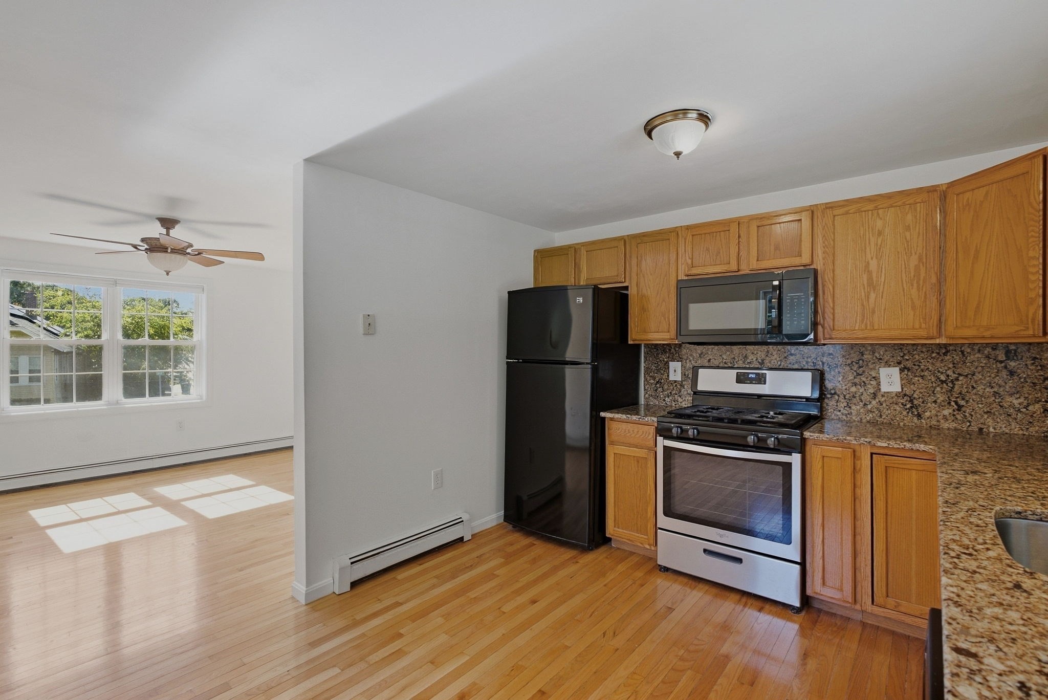 18 Woodland Street Property Photo 11