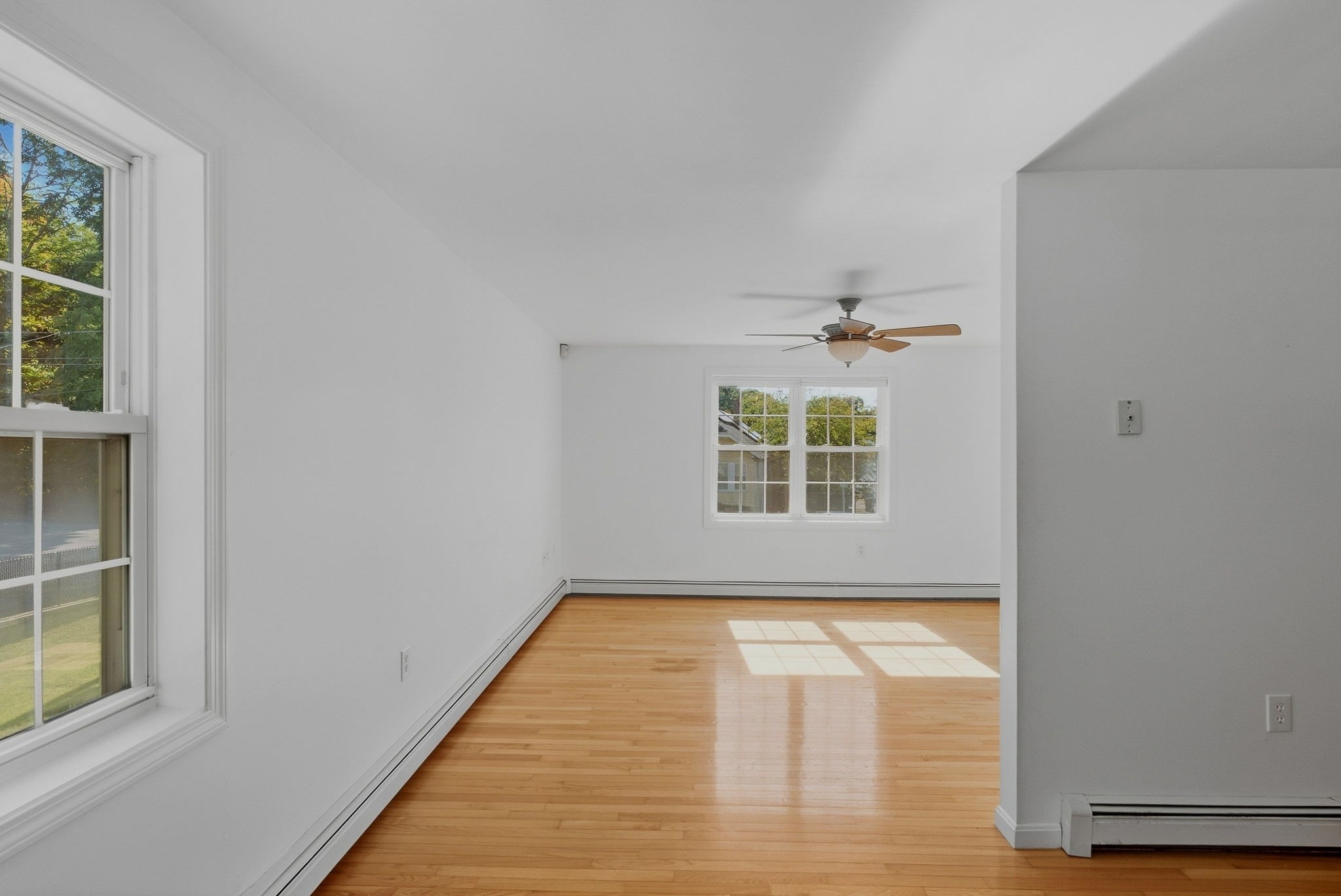 18 Woodland Street Property Photo 15
