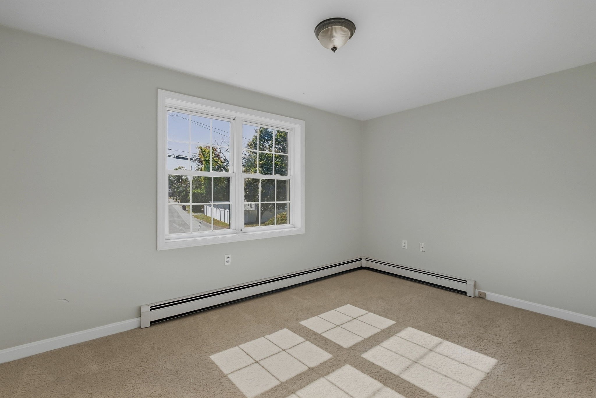 18 Woodland Street Property Photo 17