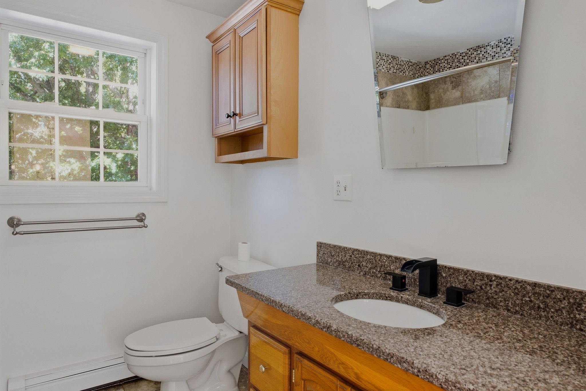 18 Woodland Street Property Photo 19