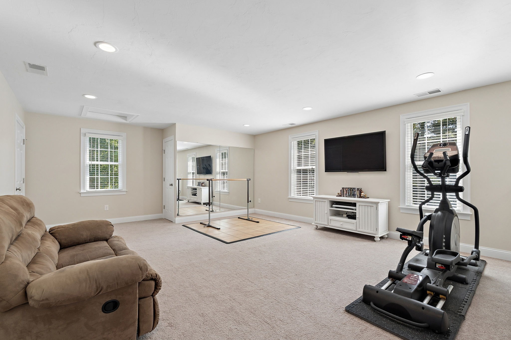 7 Sylvan Dr Property Photo 32